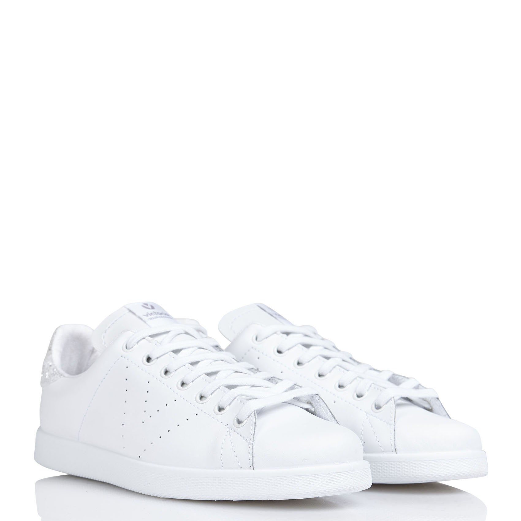 Low leather trainers VICTORIA White