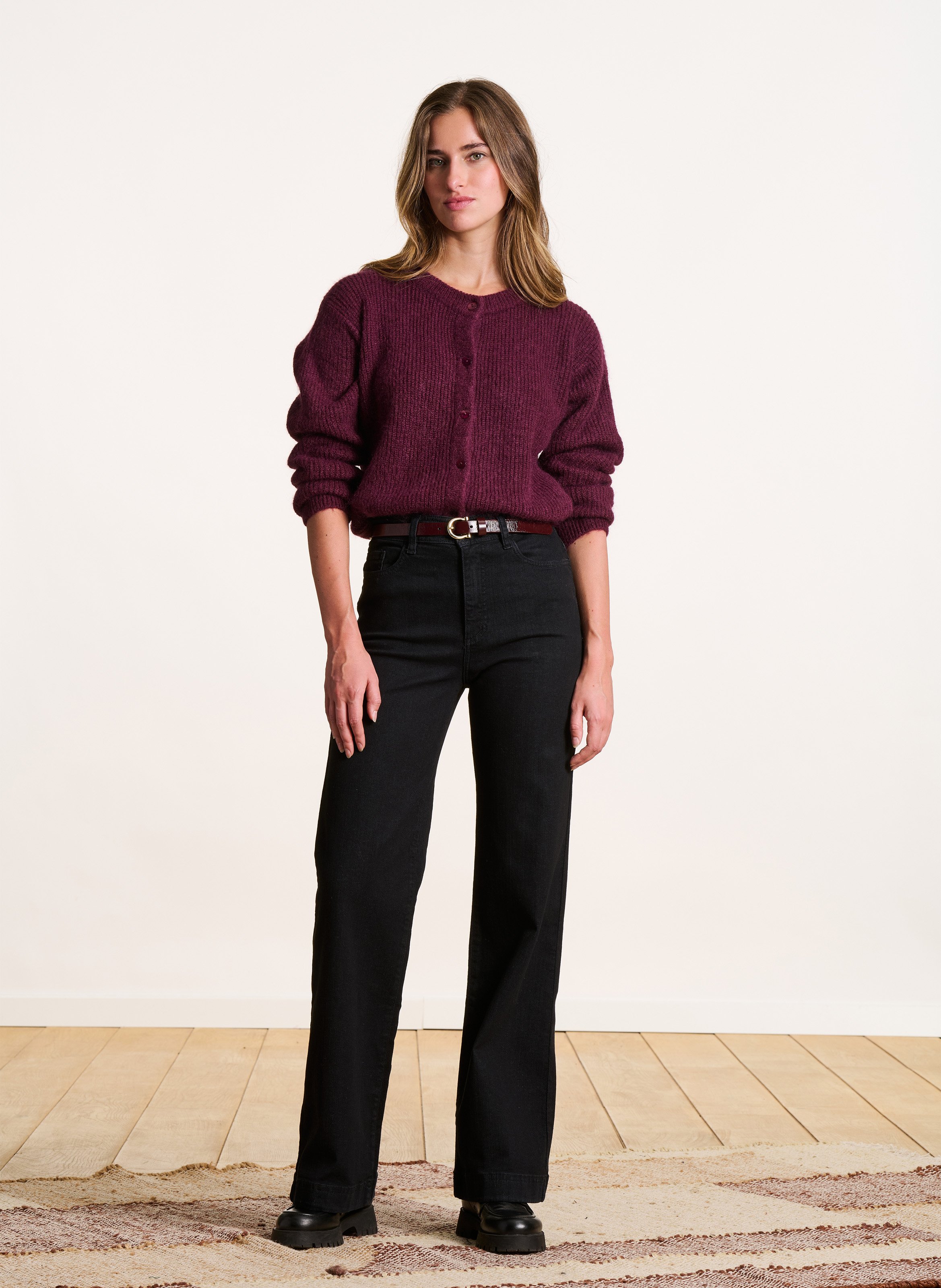 - Mit Schnalle zu schlieen. - Breite: 3 cm.  LA FEE MARABOUTEE Rot