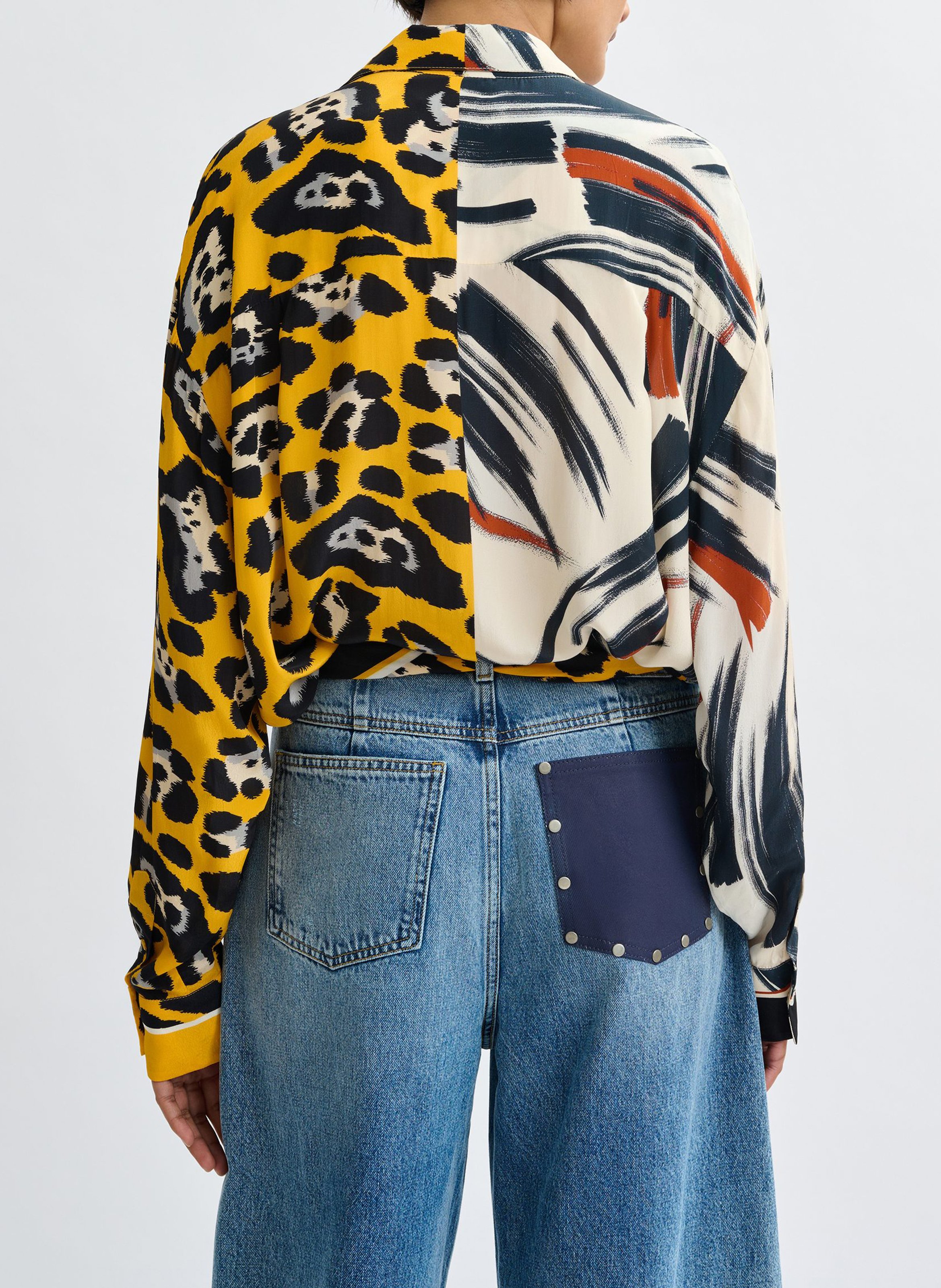 Gerade geschnittenes Hemd mit klassischem Kragen und Print ESSENTIEL ANTWERP Mehrfarbig