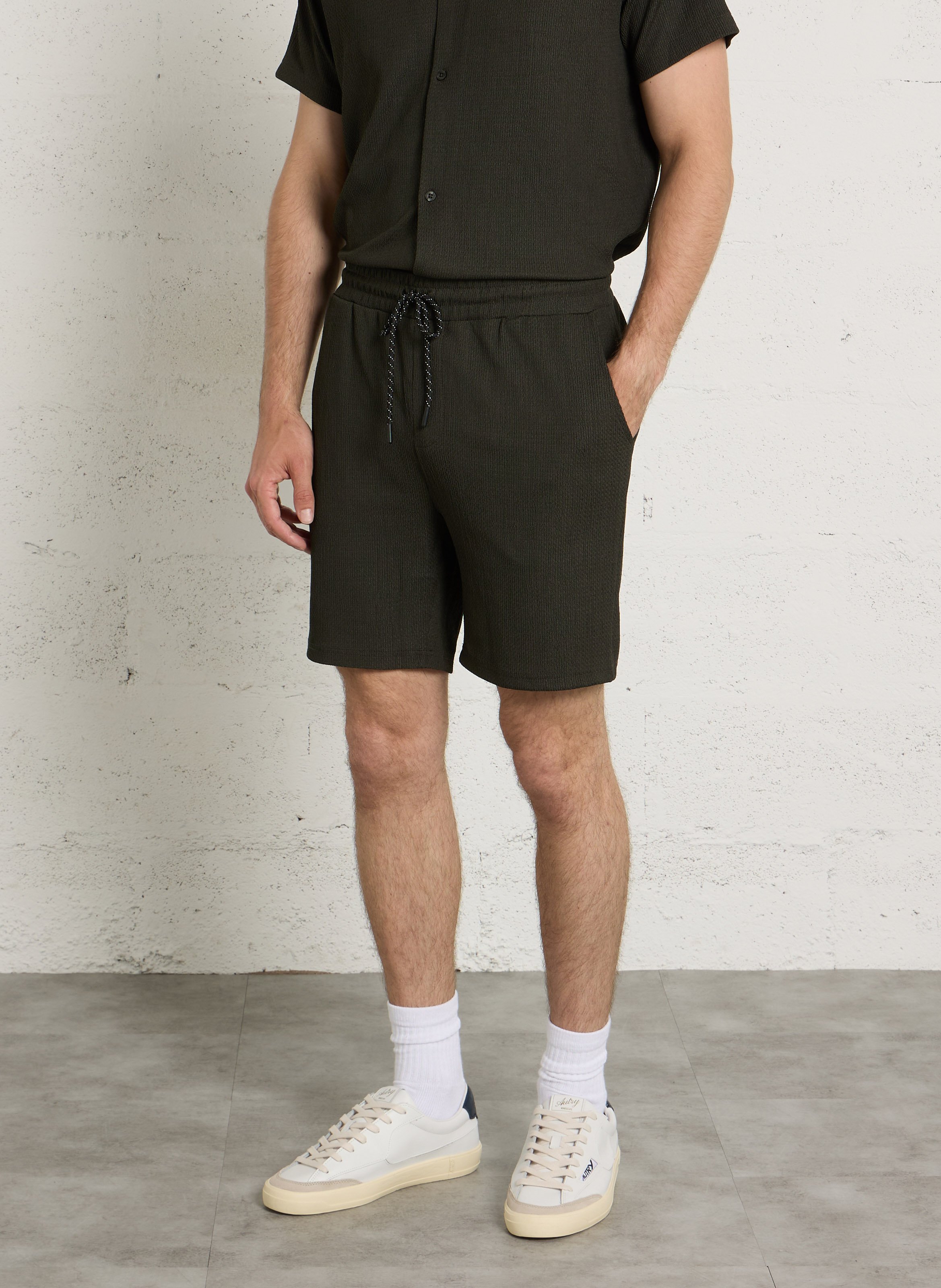 Straight shorts LE TEMPS DES CERISES Green