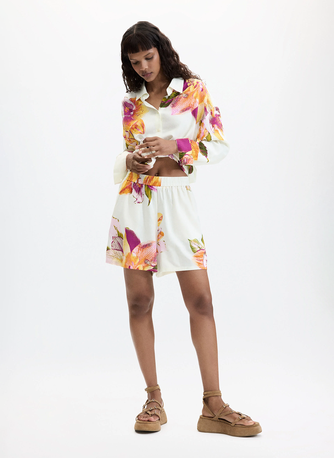 Korte grote bloemen hoge taille DESIGUAL Wit