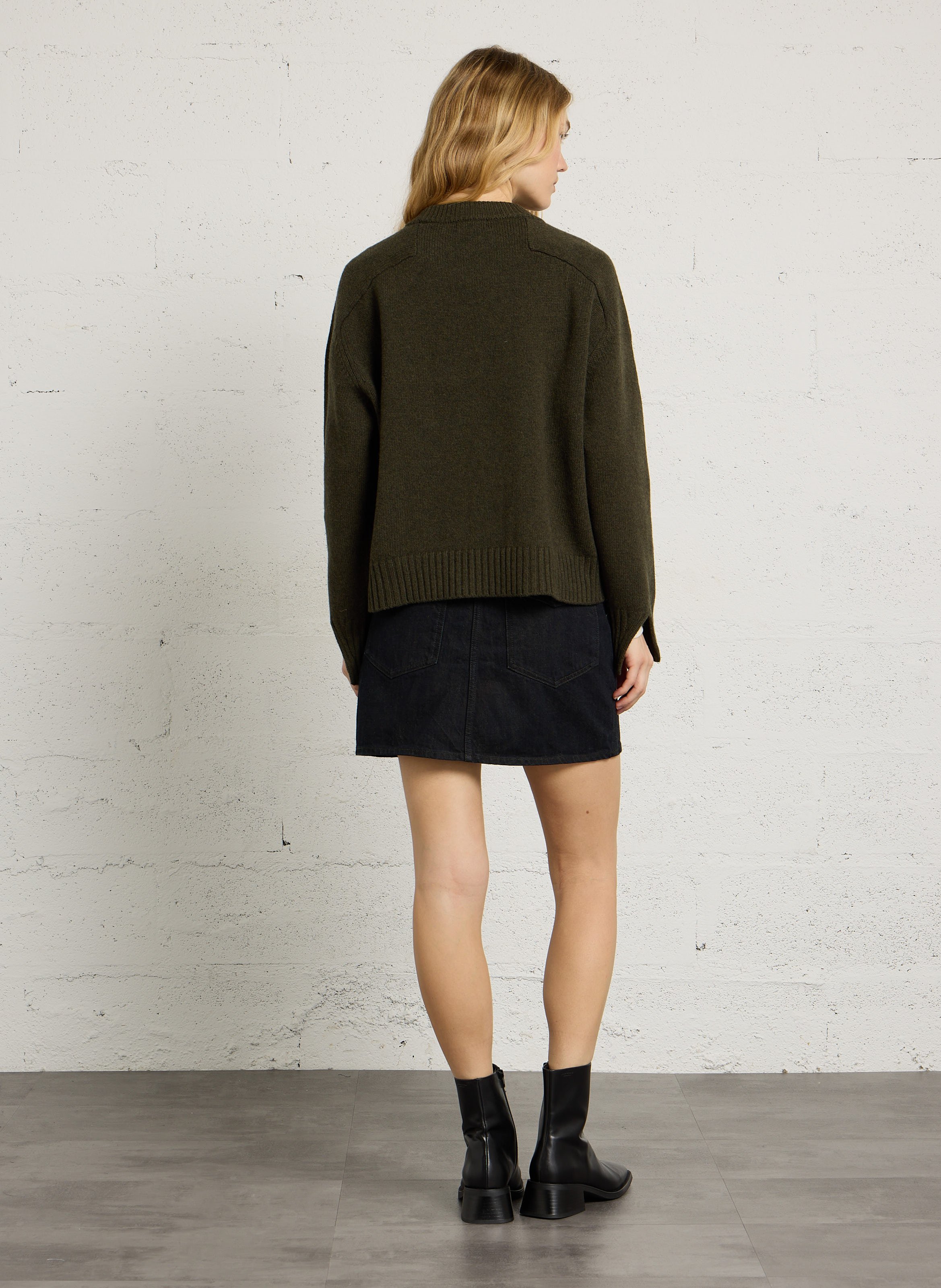 Rundhalspullover aus Wolle SOEUR Khaki