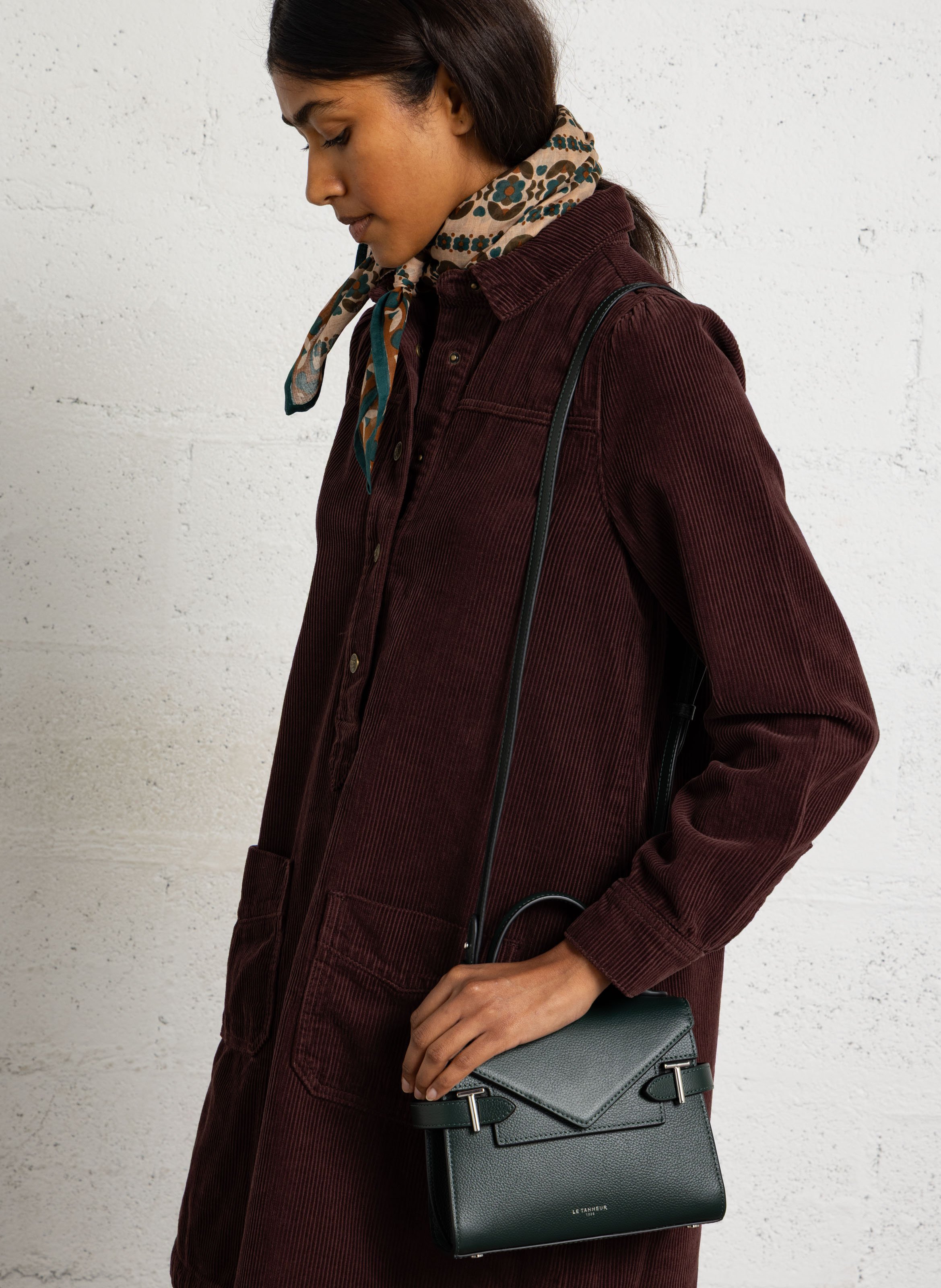 Leather handbag LE TANNEUR Green
