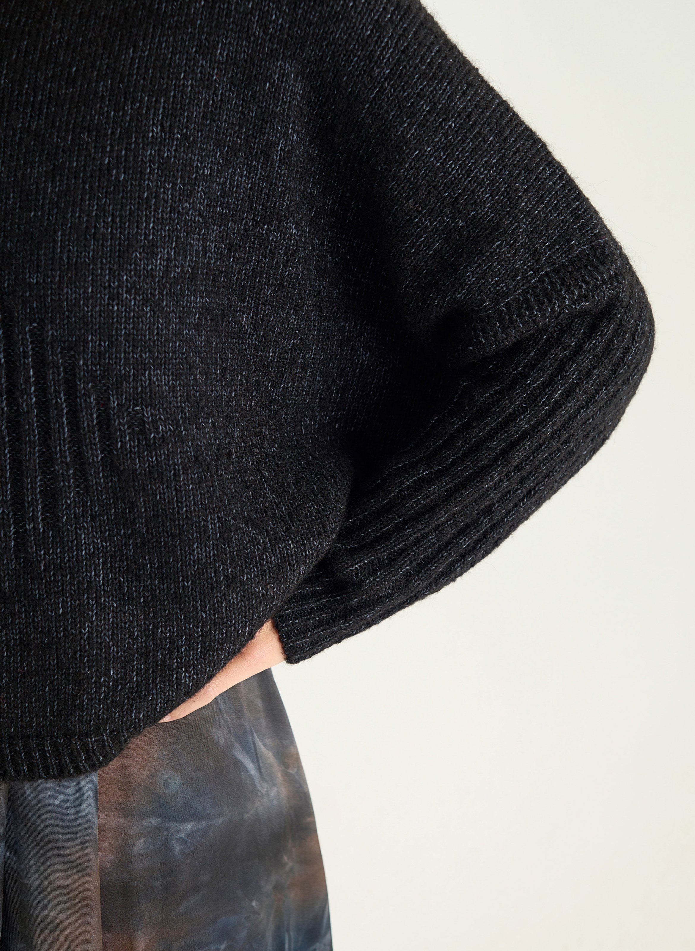 Oversize-Rundhalspullover aus Baumwoll-Mix ACOTE Schwarz