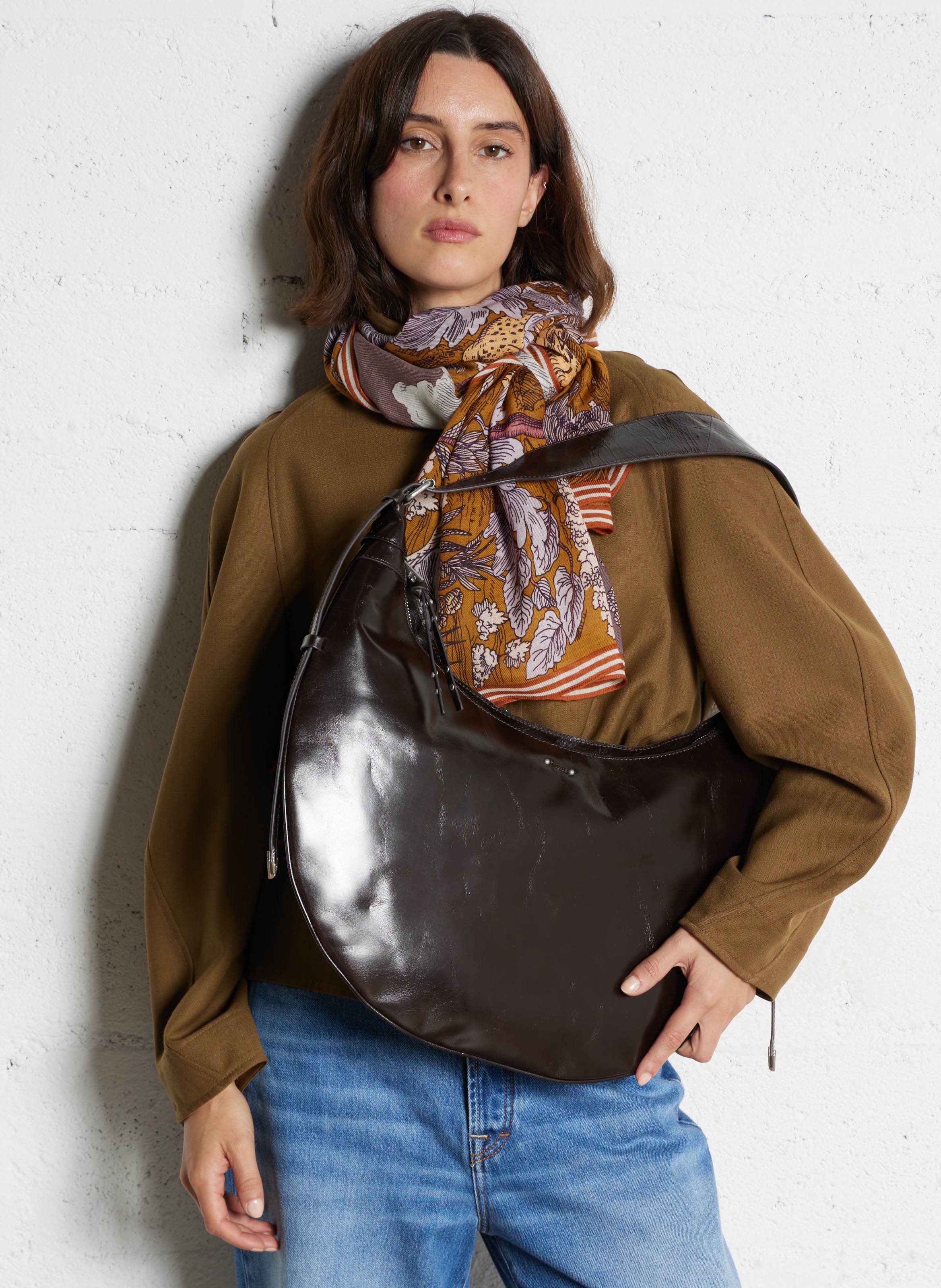 Half-moon leather bag IKKS Brown