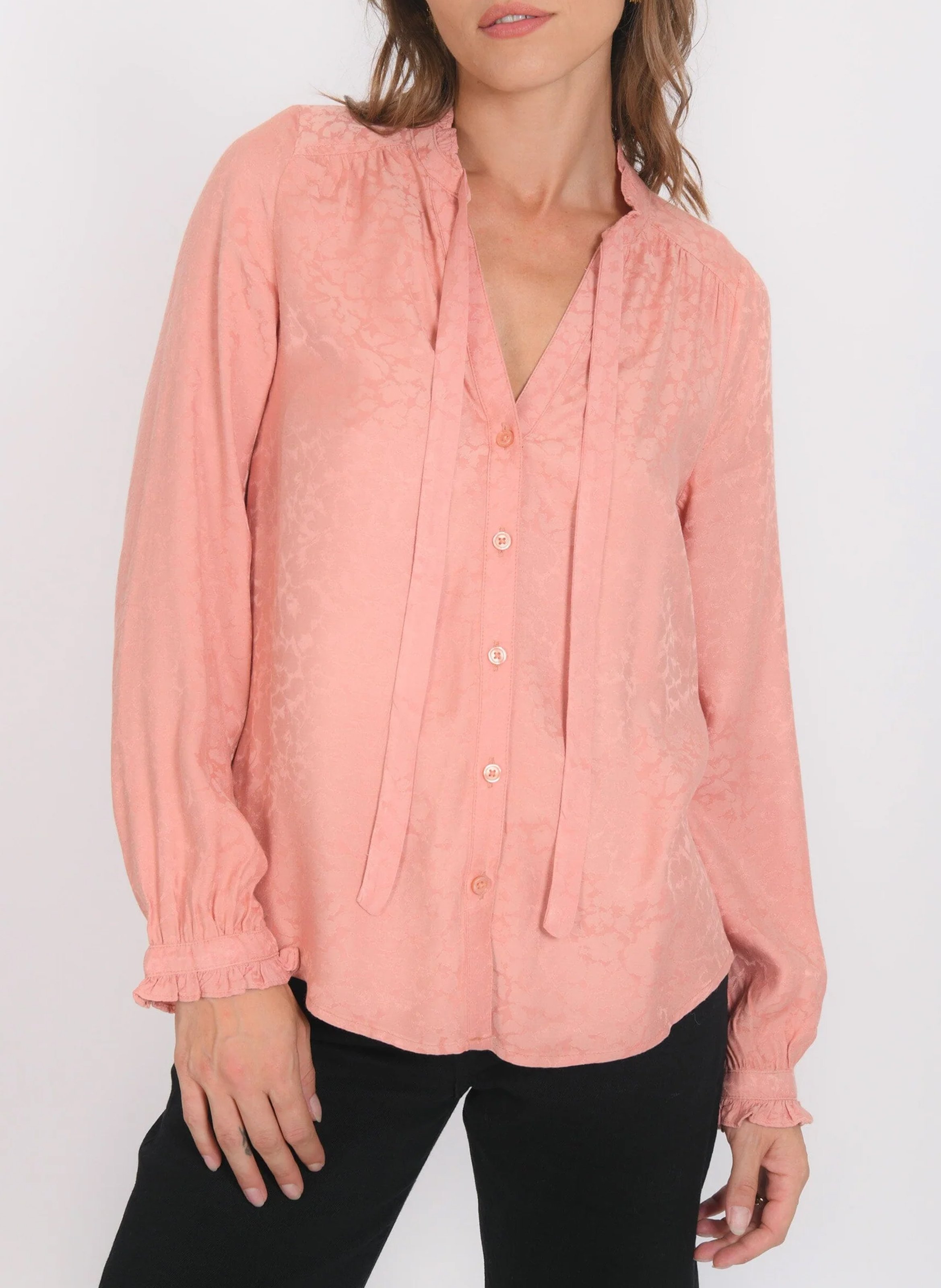 Classic-collar shirt with ribbon tie KOOKAI Pink
