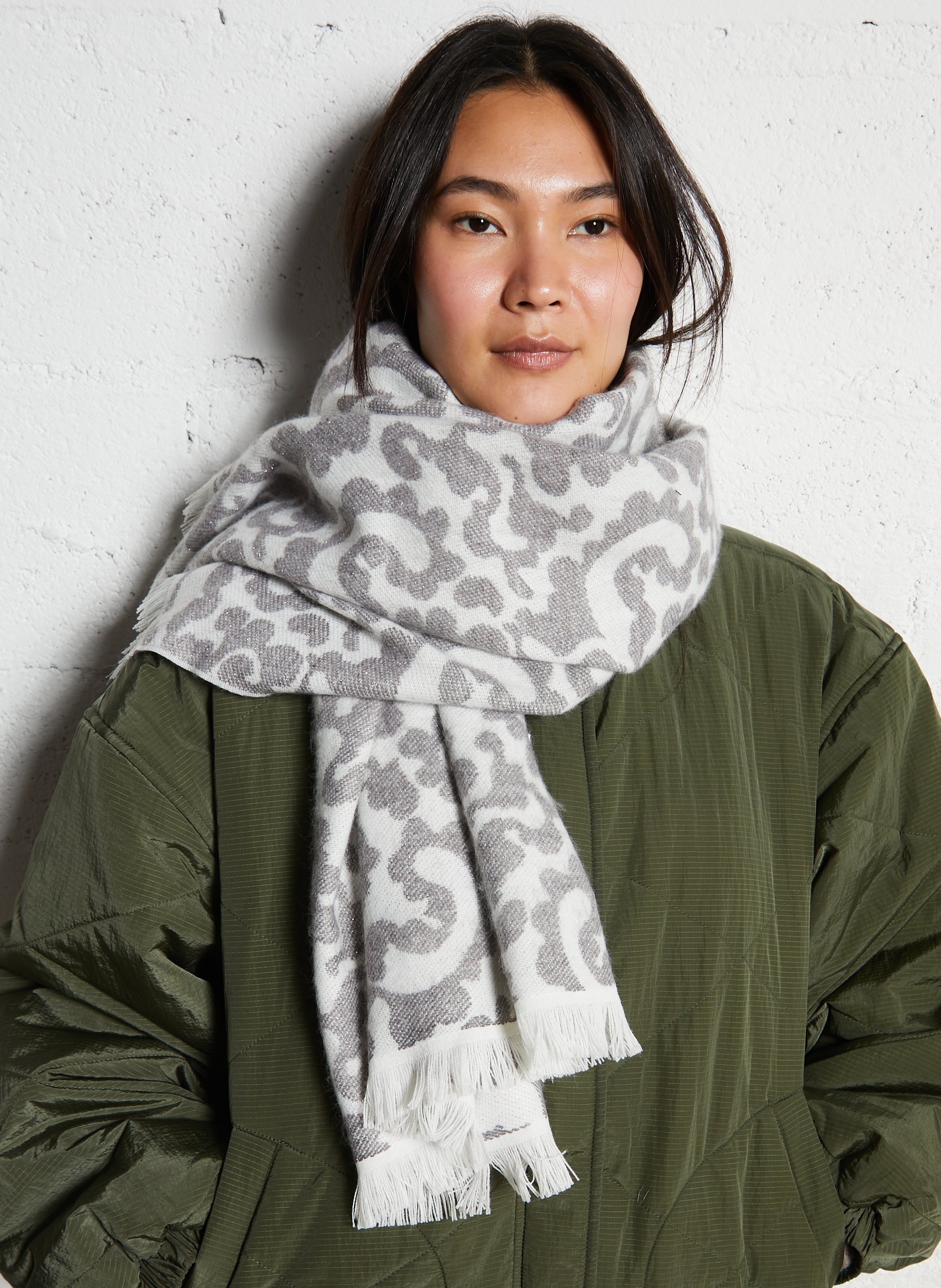 Bloemensjaal met jacquardpatroon AU PRINTEMPS PARIS Grijs