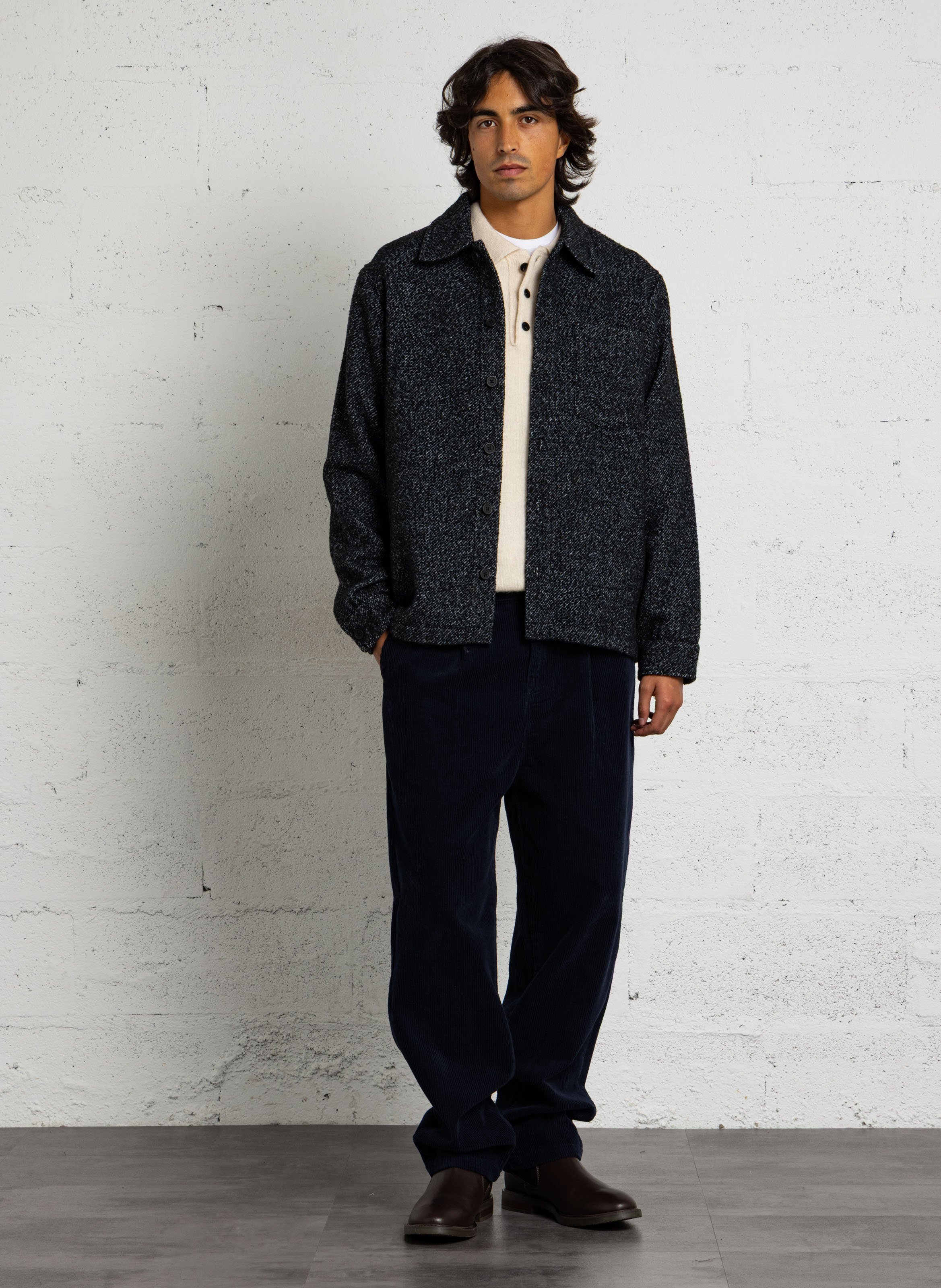 Gerade Hemdjacke mit klassischem Kragen aus Baumwolle SOLID Blau
