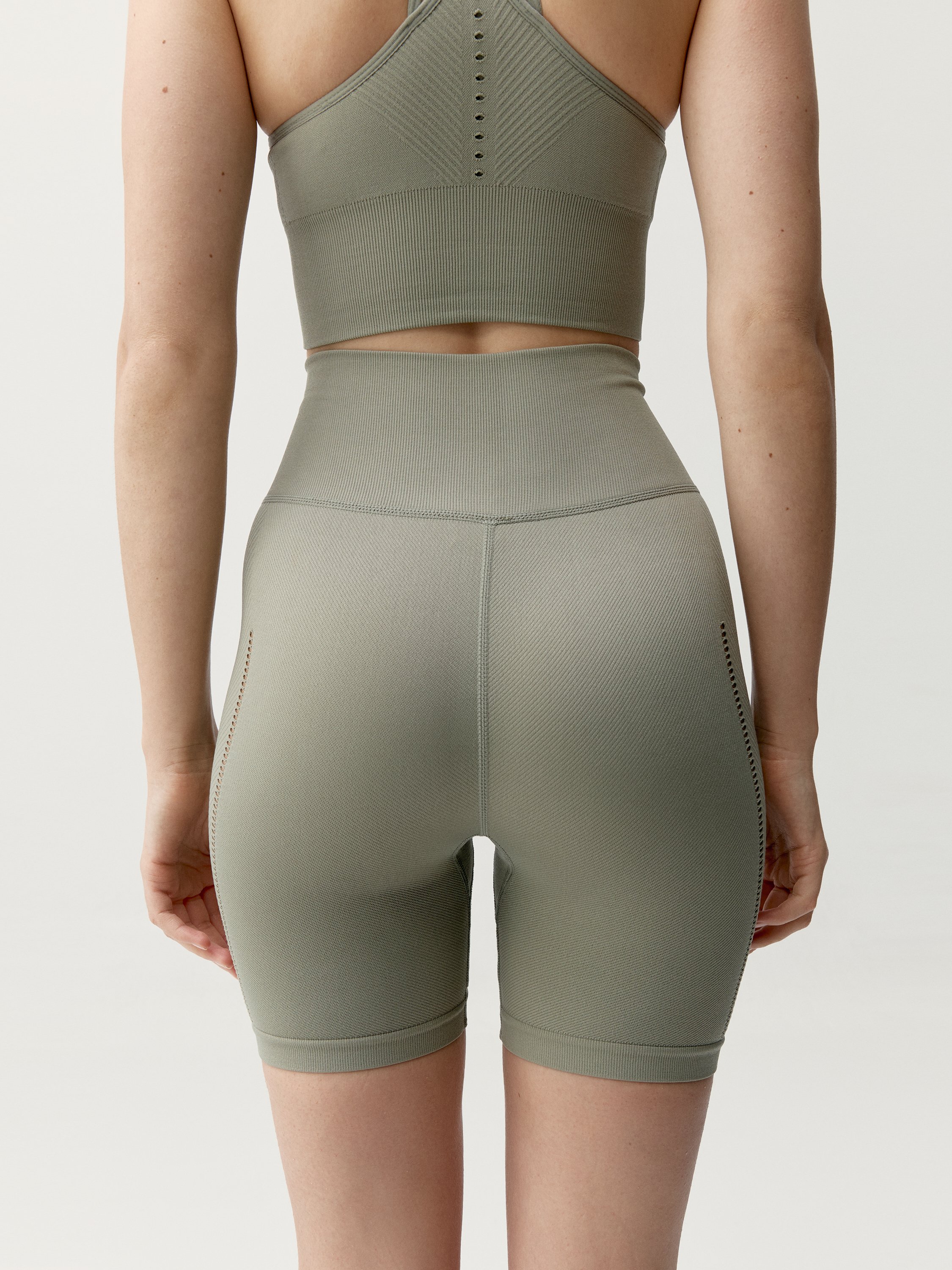 Short women's cycling shorts BORN LIVING YOGA Green