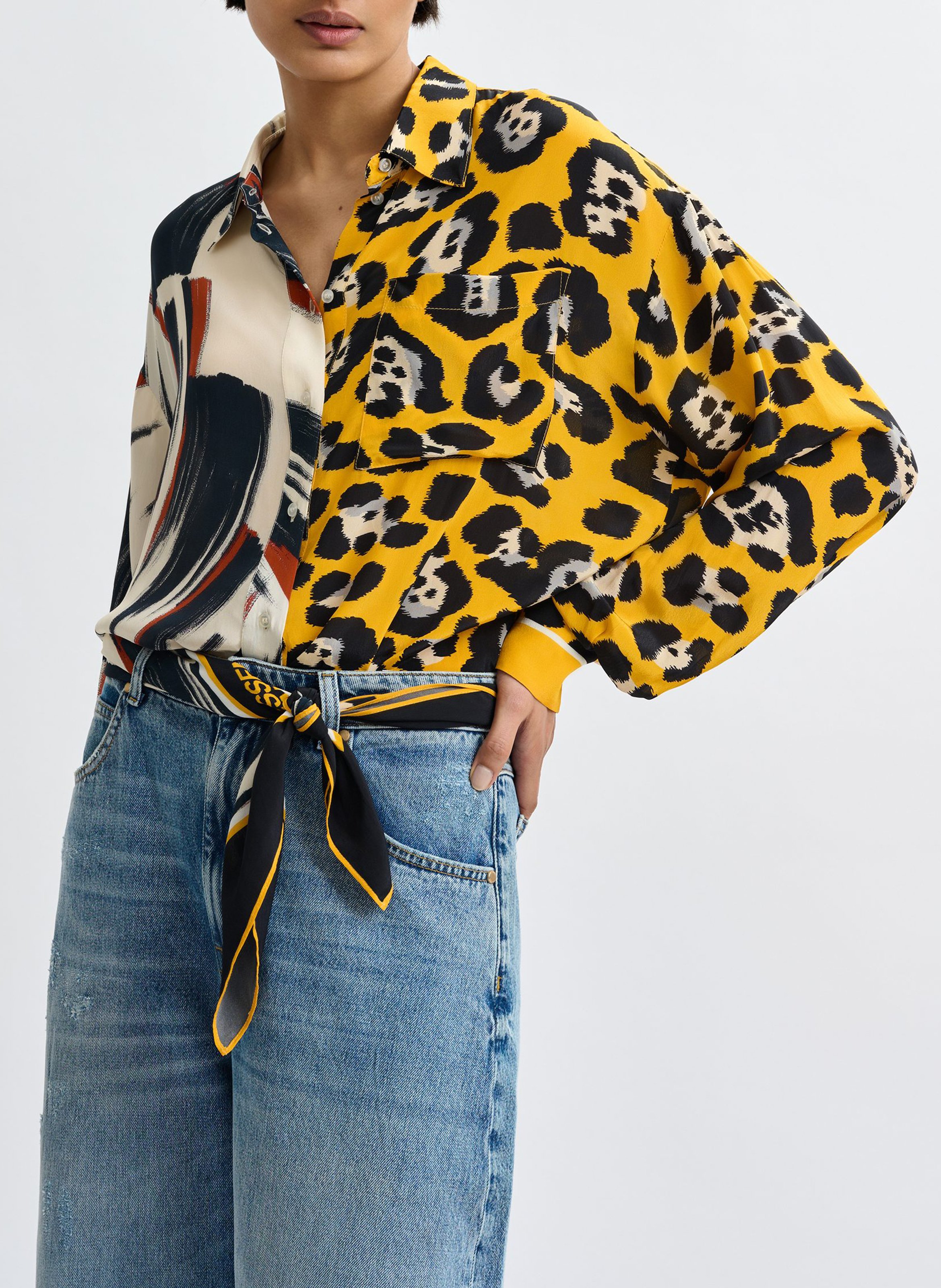 Gerade geschnittenes Hemd mit klassischem Kragen und Print ESSENTIEL ANTWERP Mehrfarbig