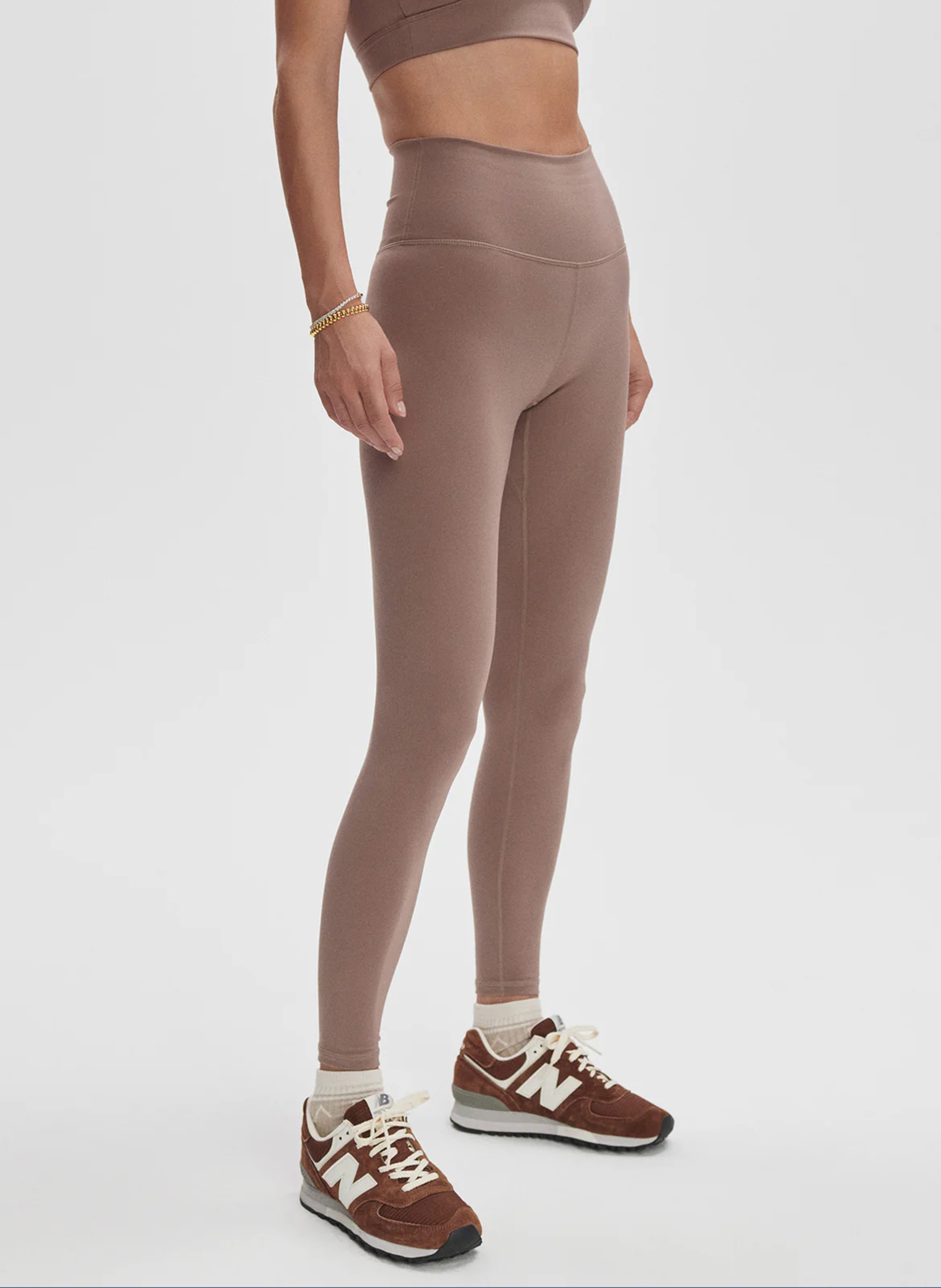 Base City - Sport-Leggings VARLEY Braun