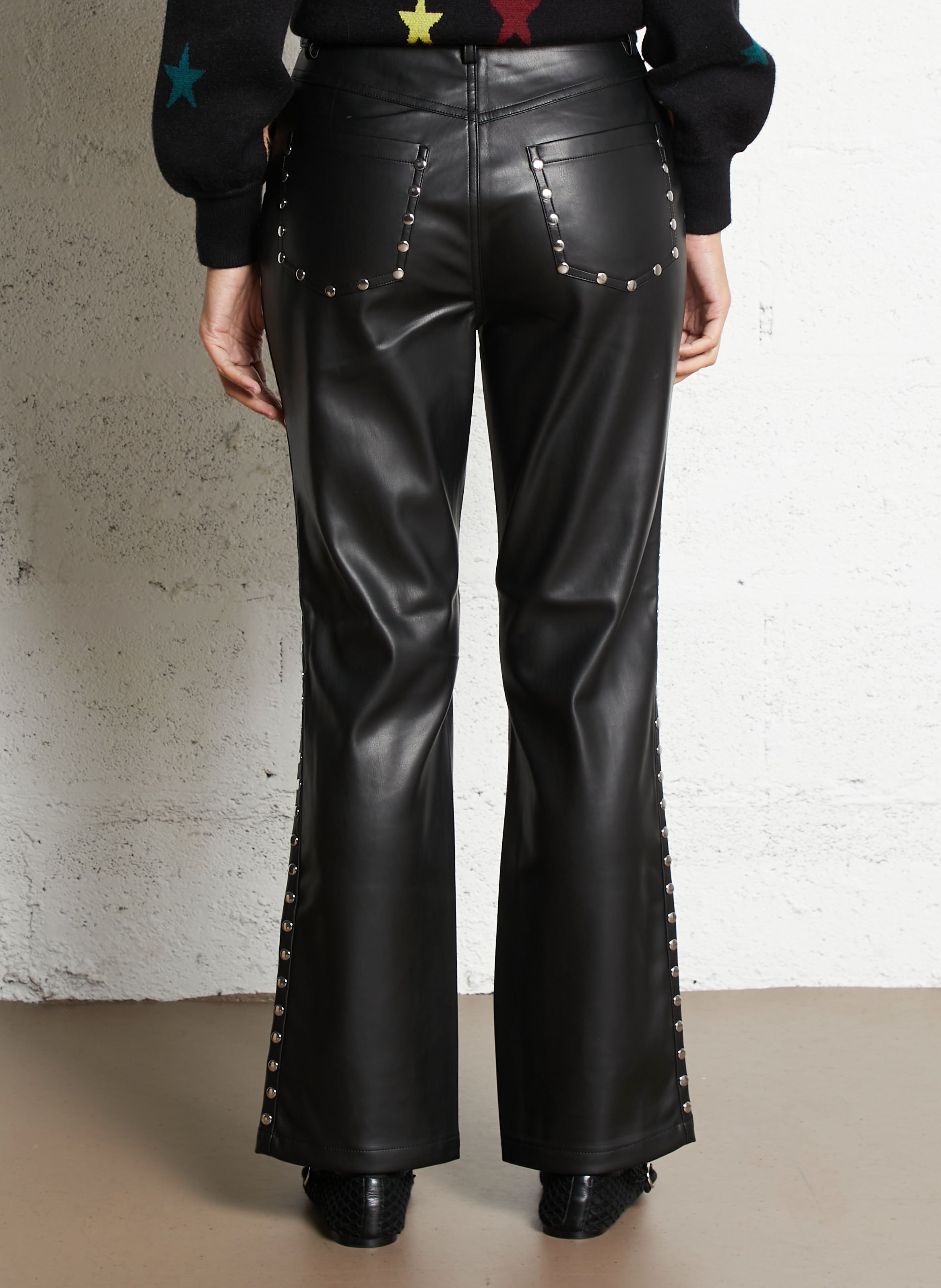 Pantalon à clous effet cuir NEVER FULLY DRESSED Noir