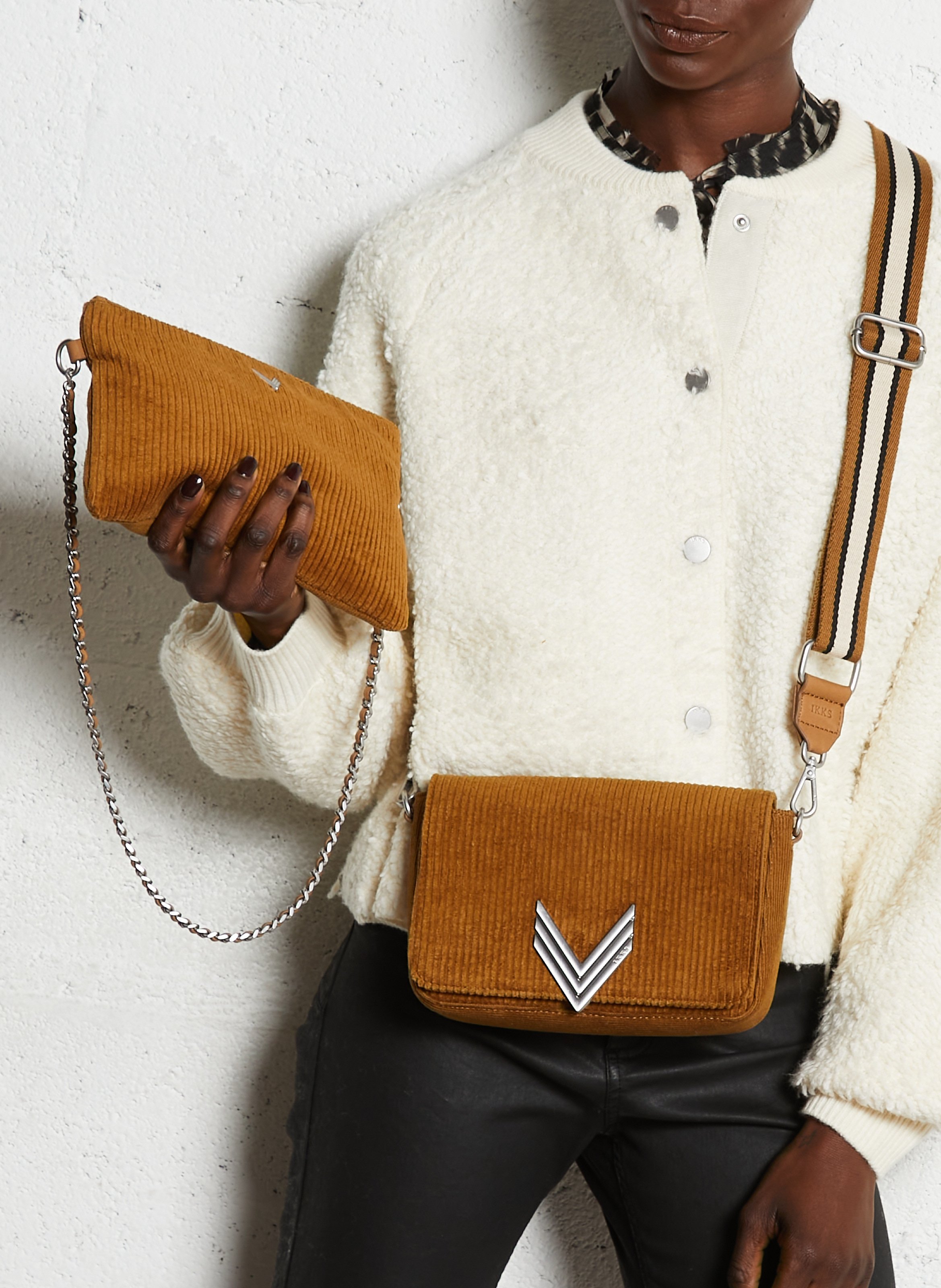 Corduroy shoulder bag in 3 parts IKKS Beige