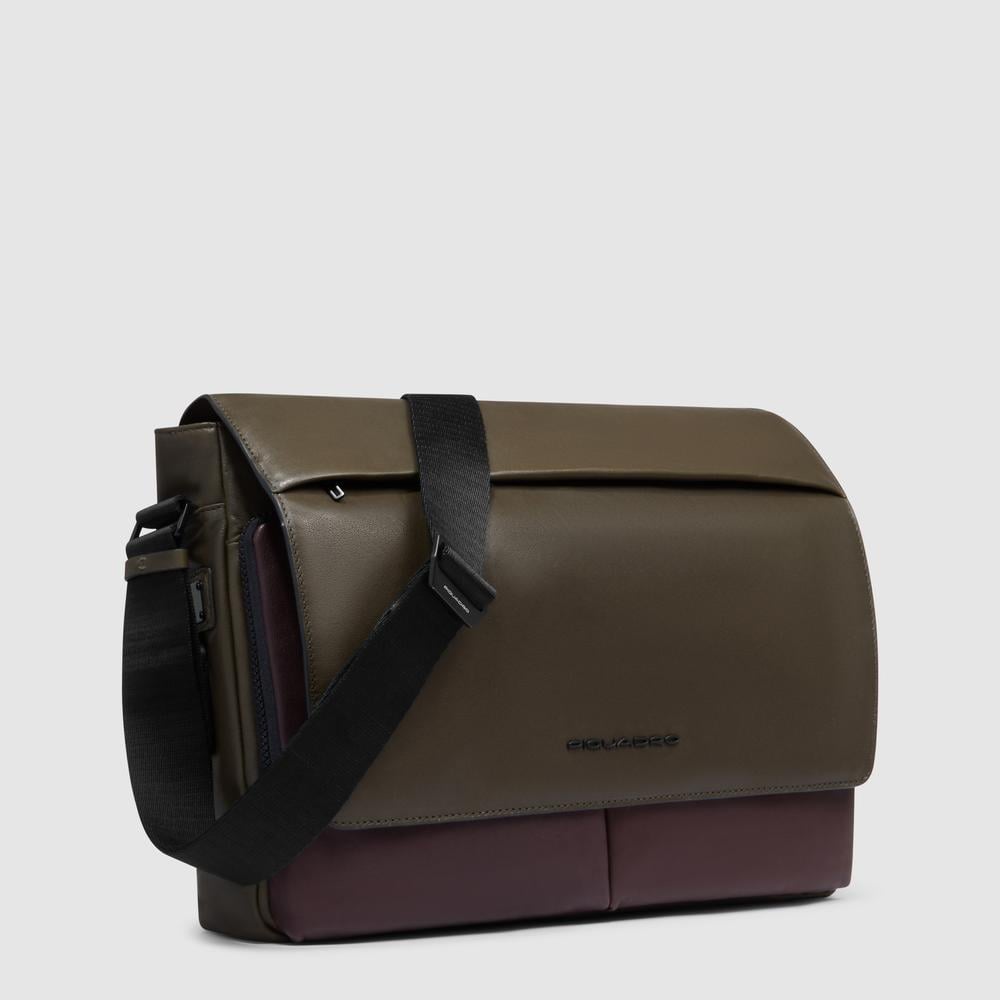 Computer messenger bag for iPad® with shockproof protection and RFID. PIQUADRO Green