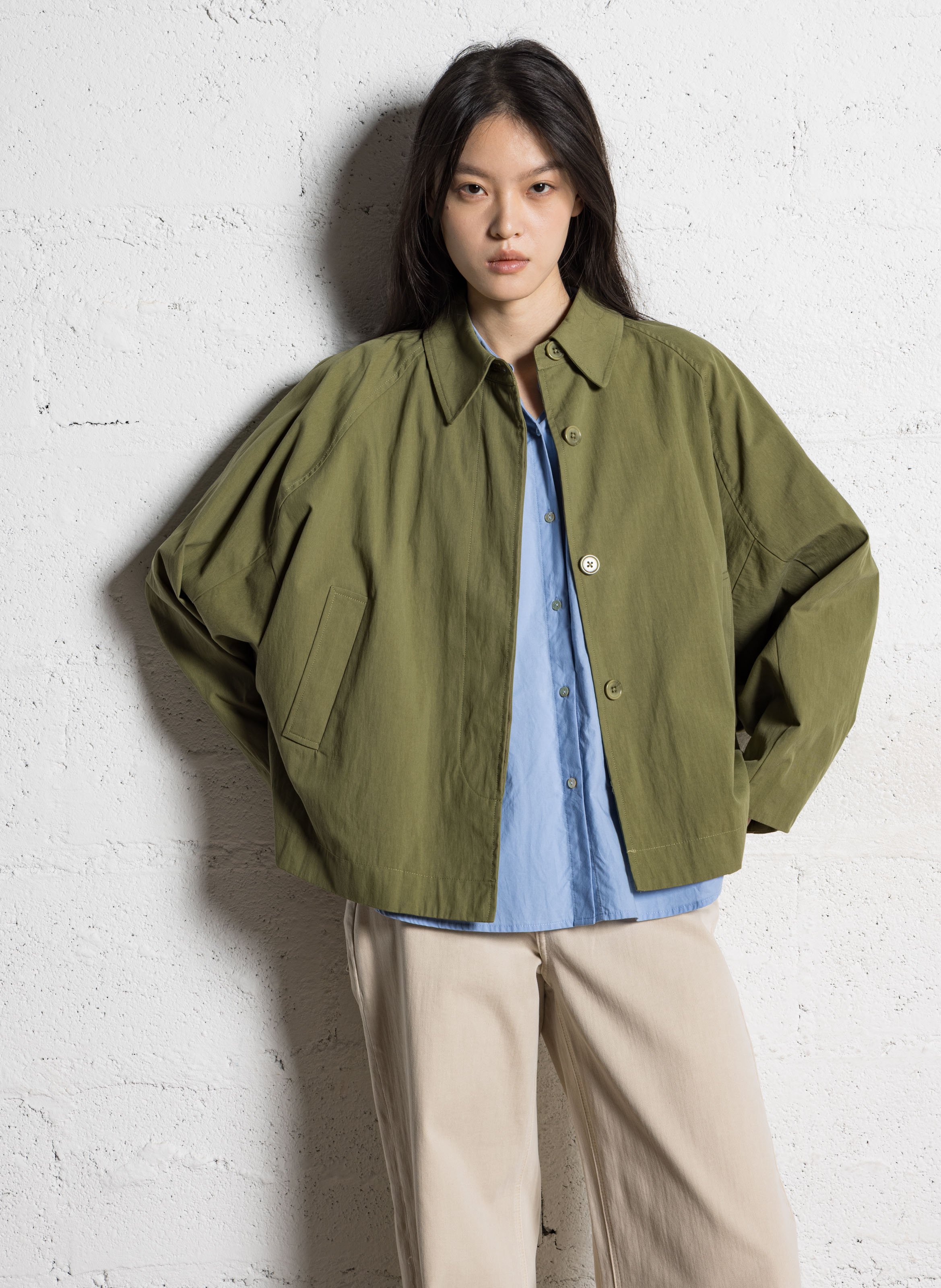 Weit geschnittene Baumwollbluse mit klassischem Kragen JC SOPHIE Blau