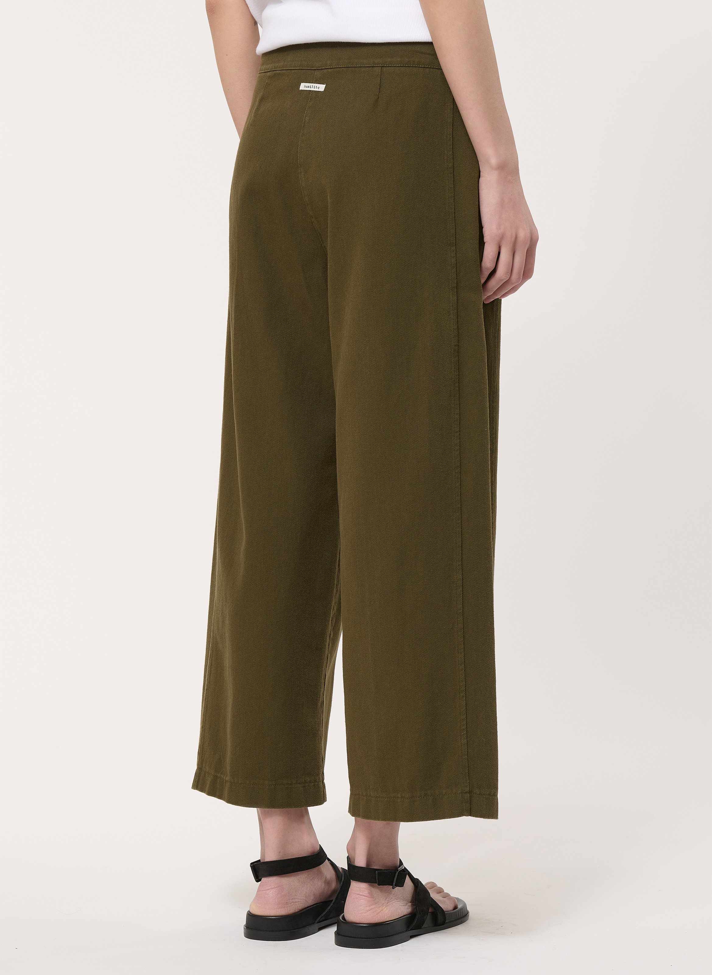 Weit geschnittene Jeans HUMILITY Grun