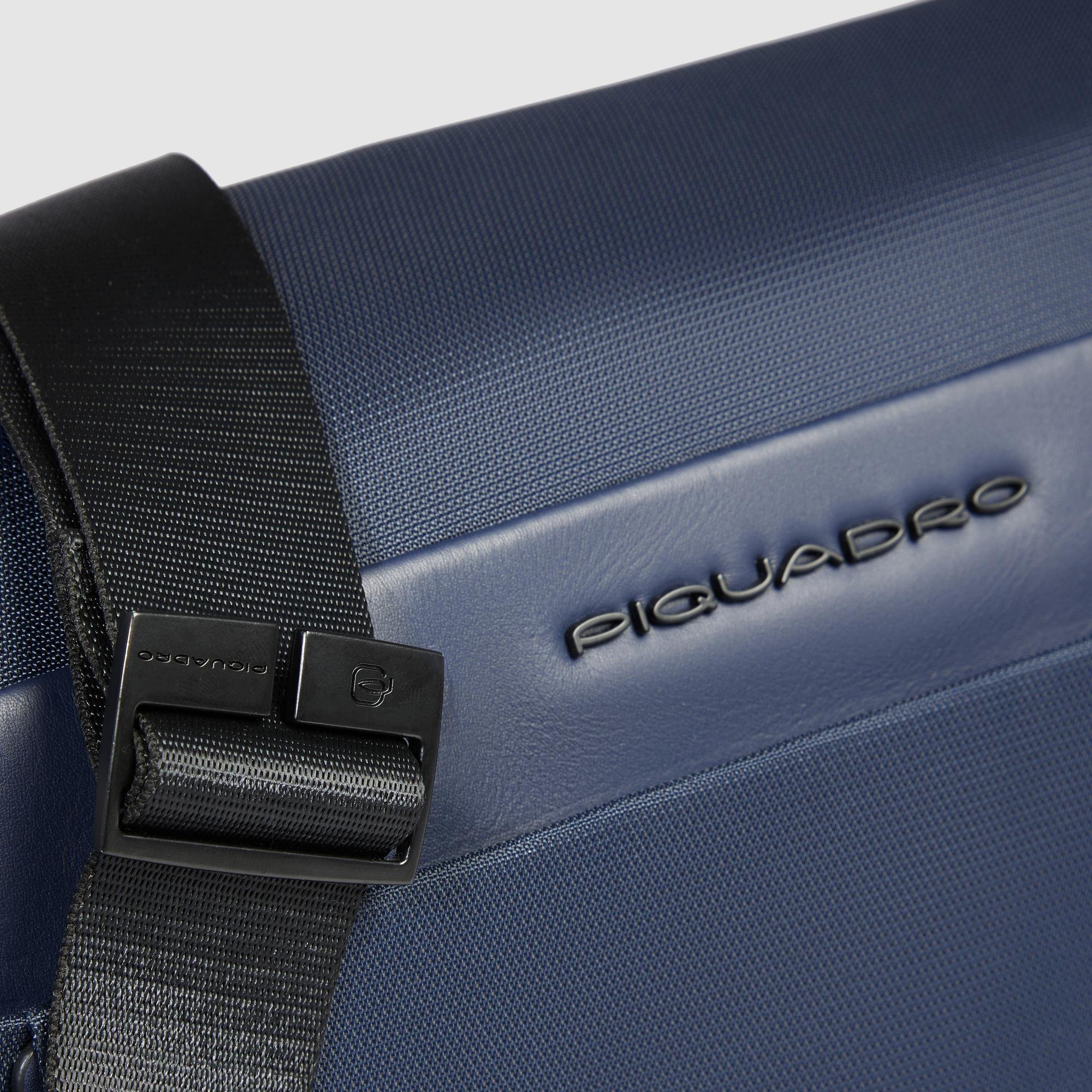 Courier bag for iPad® with mouse pocket, shock protection, and RFID. PIQUADRO Blue