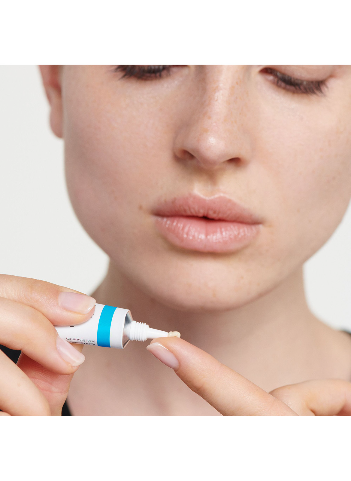 Lip Treatment DR. HAUSCHKA No color