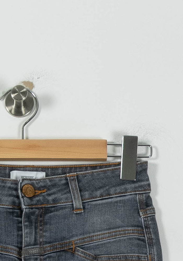 Cropped slim jeans with studs CLOSED - Seconde Main Grey