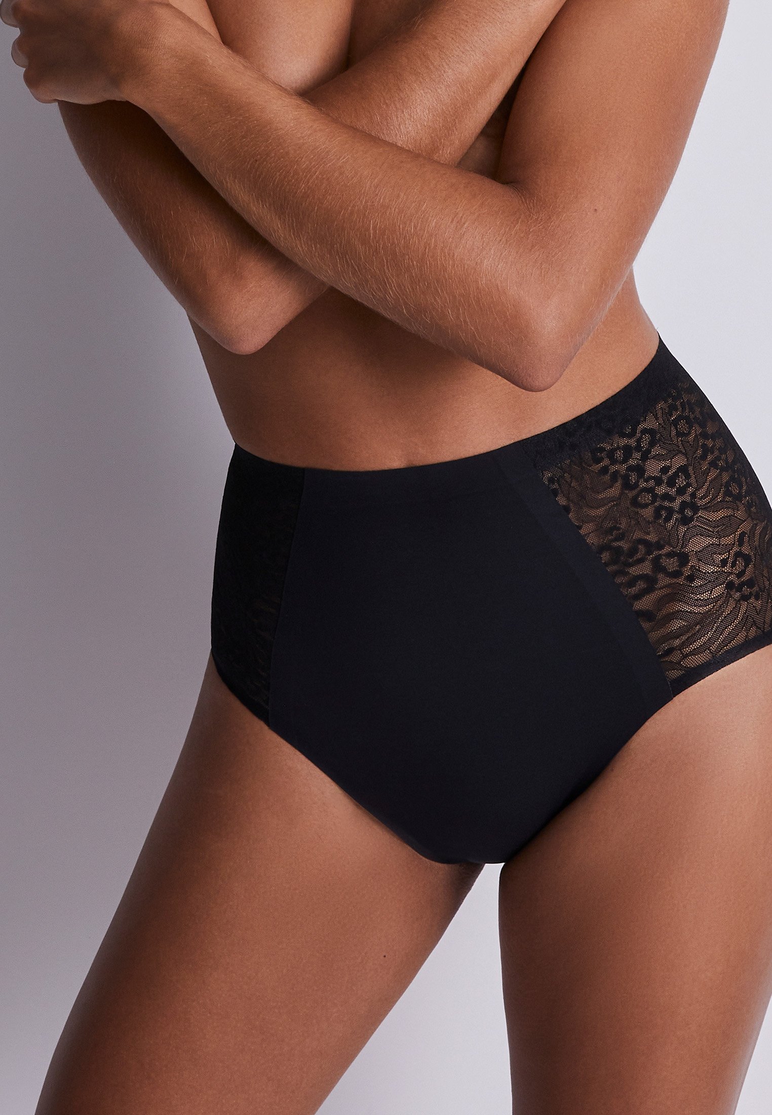 High-waisted lace panties AUBADE Black