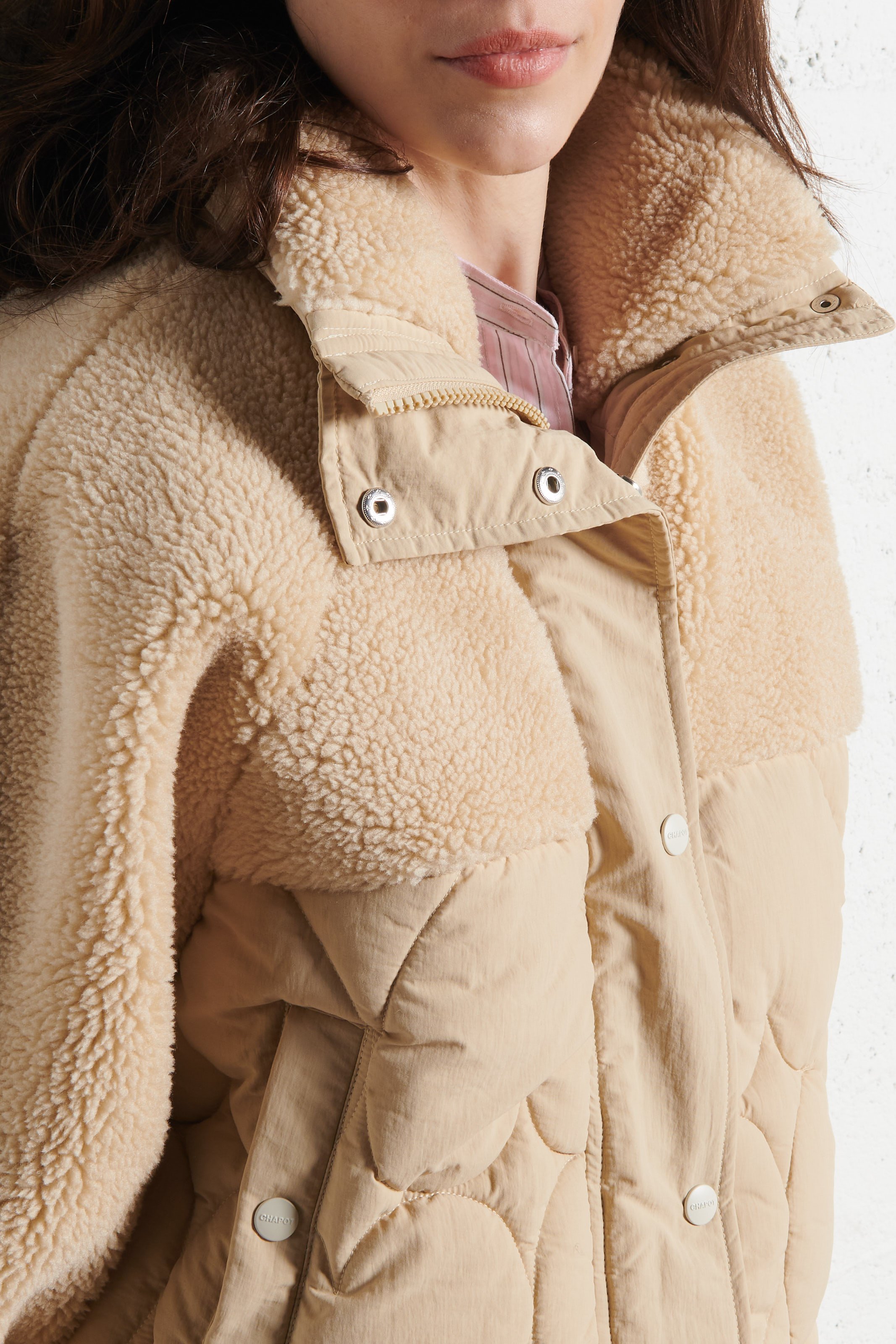 Gewatteerd jasje met opstaande kraag FABIENNE CHAPOT Beige