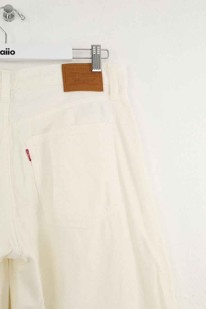 - Straight-leg jeans
- 5 pockets
- Straight cut
- Faded effect LEVI'S - Seconde main White