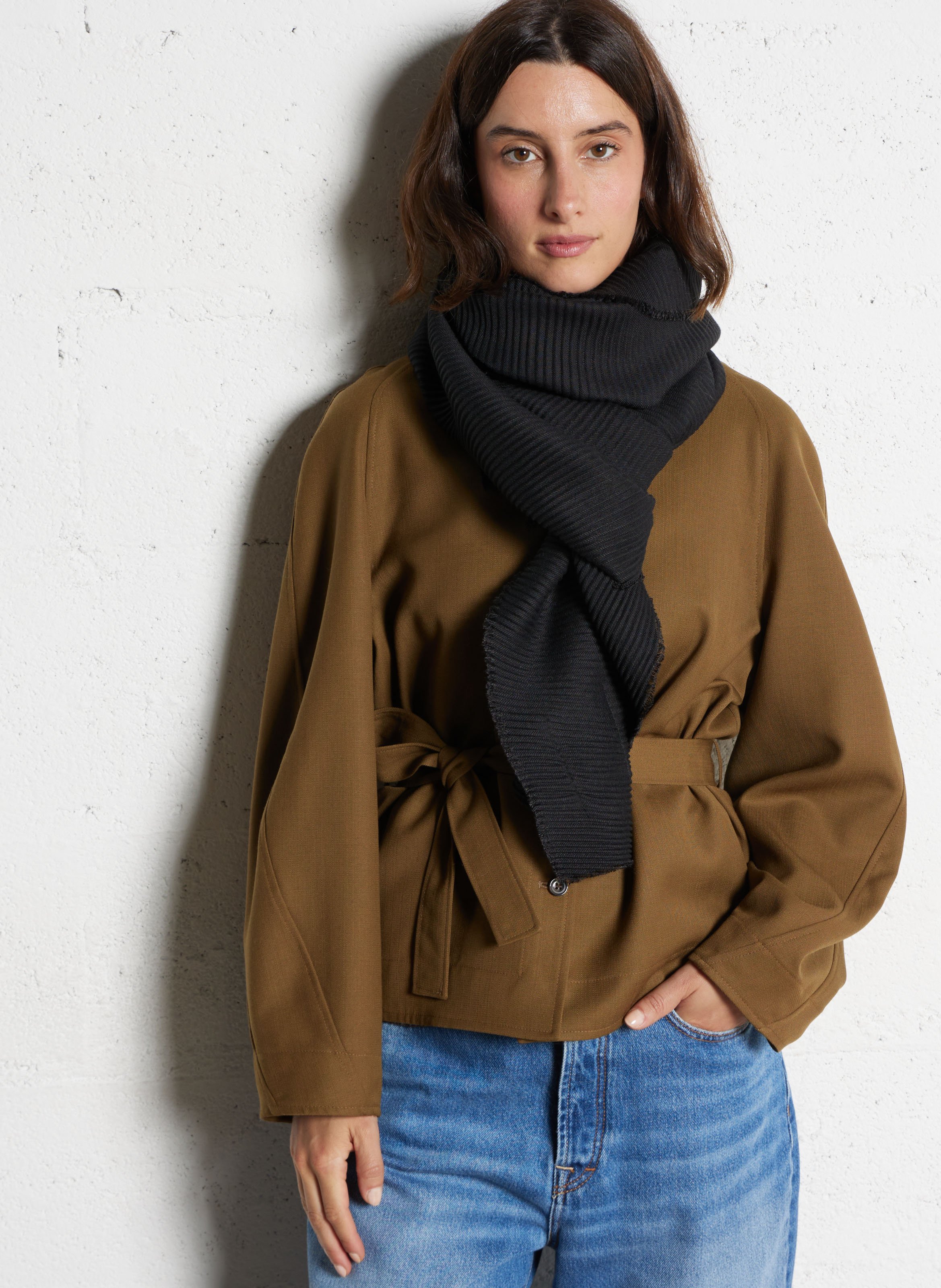 Echarpe rectangulaire côtelée unie IKKS Noir