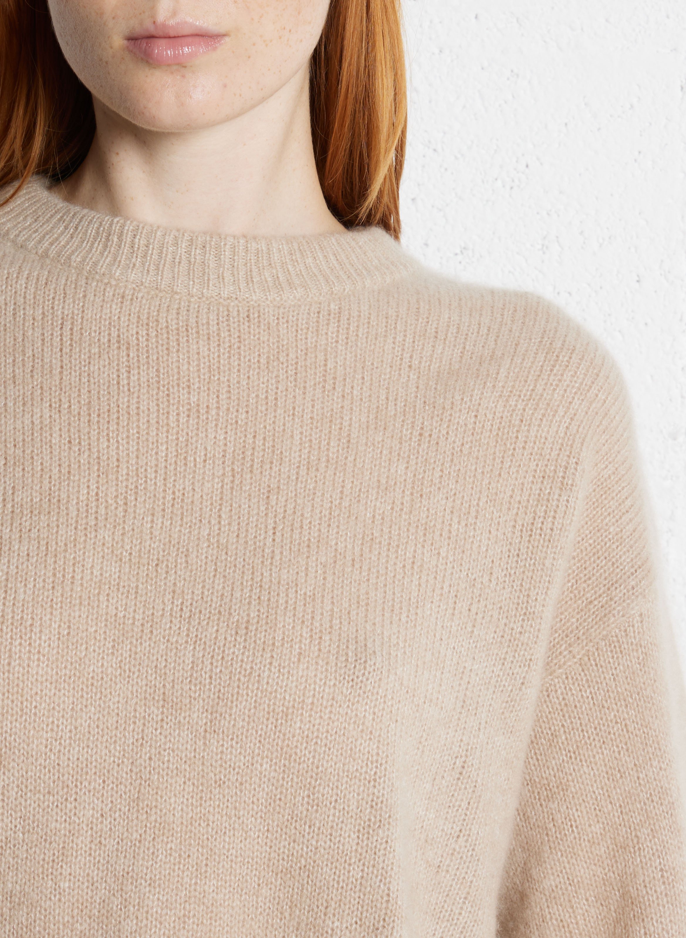 Pull ample col rond en cachemire et soie RUE DE TOKYO Beige