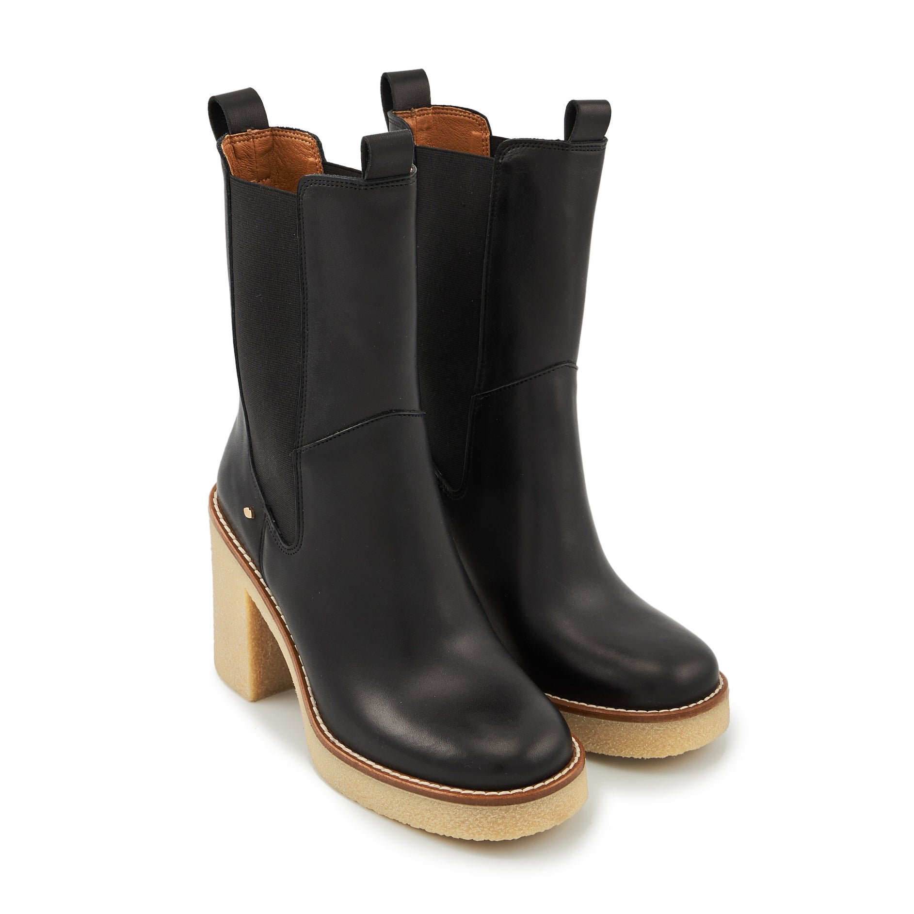 Leather she. BONS BAISERS PARIS Black