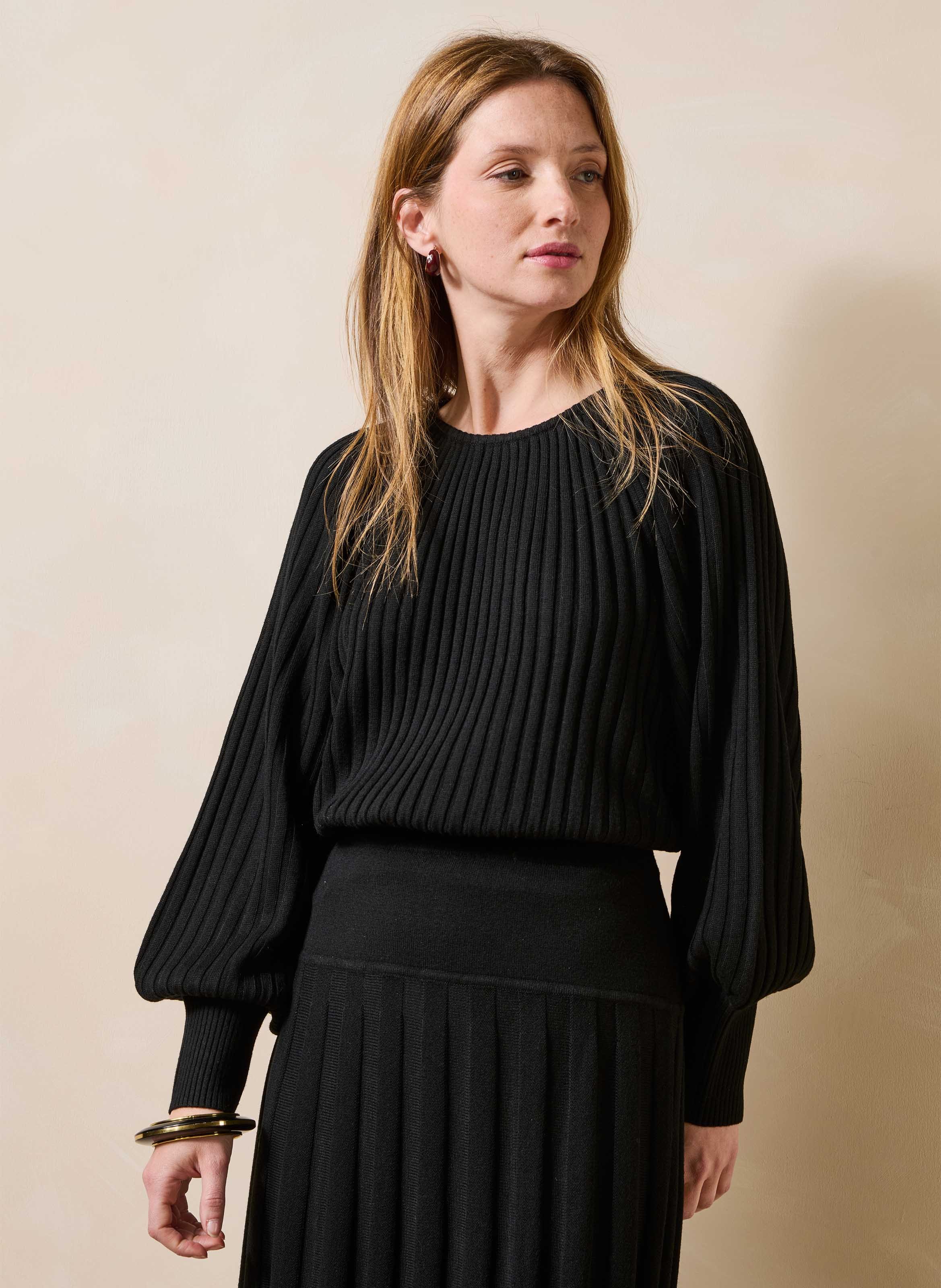 Pull en maille à manches chauve-souris LA FEE MARABOUTEE Noir