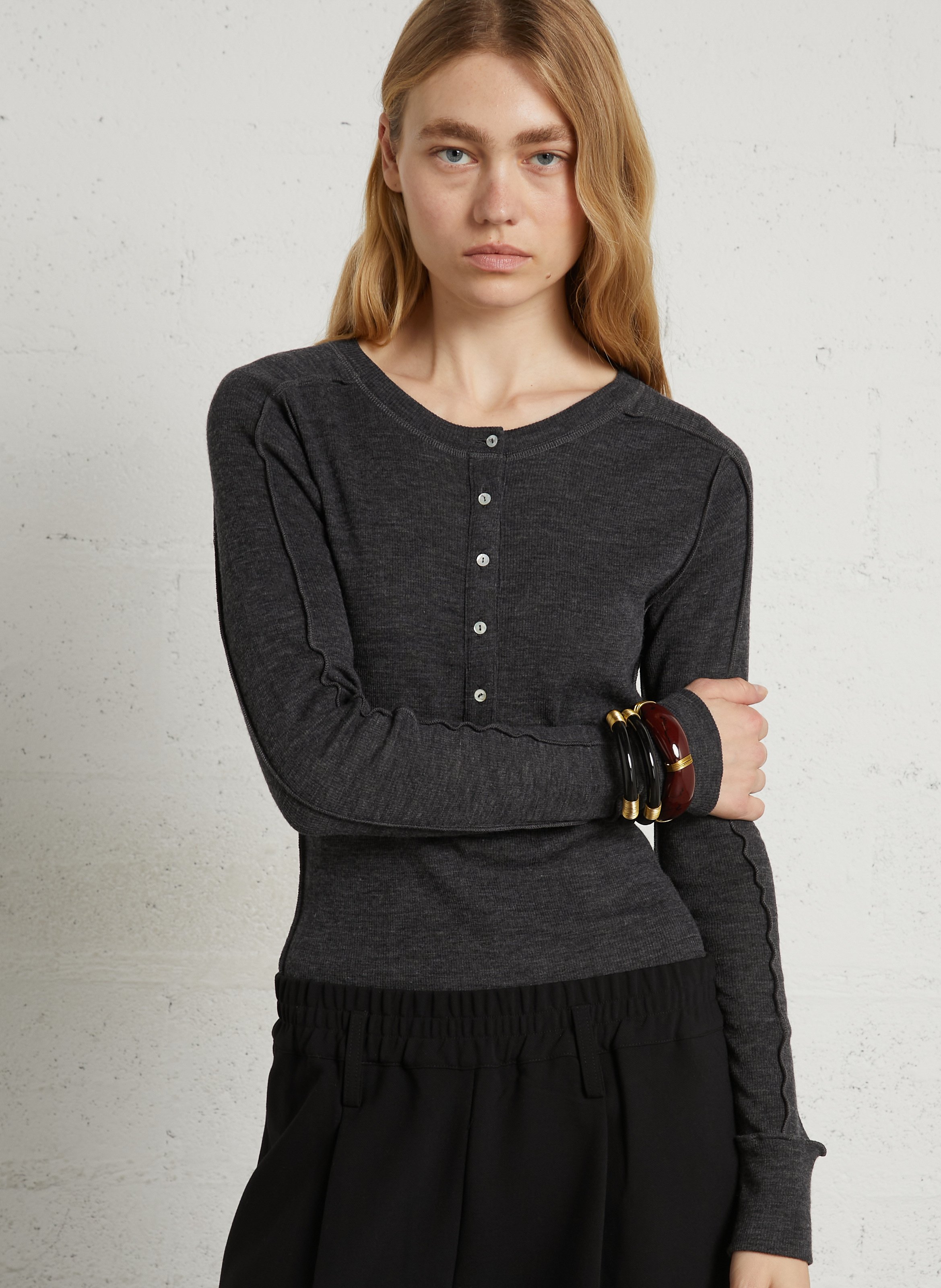 Rundhals-T-Shirt aus Wolle SOEUR Grau