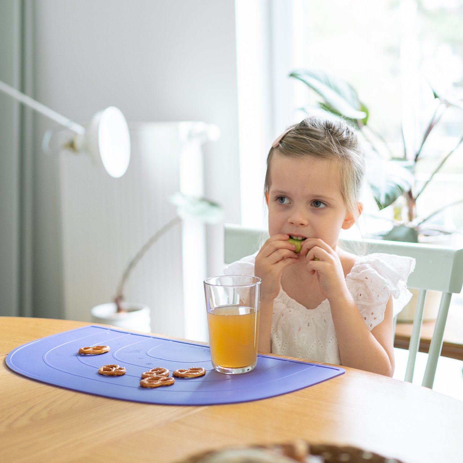 Set de table arc-en-ciel en silicone KINDSGUT Violet