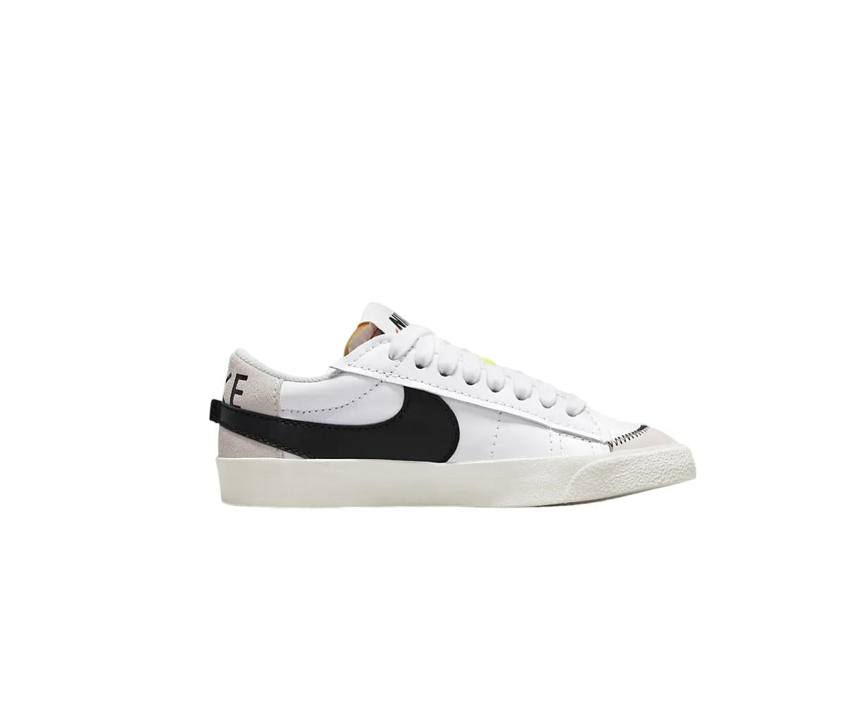 Low-top sneakers NIKE White