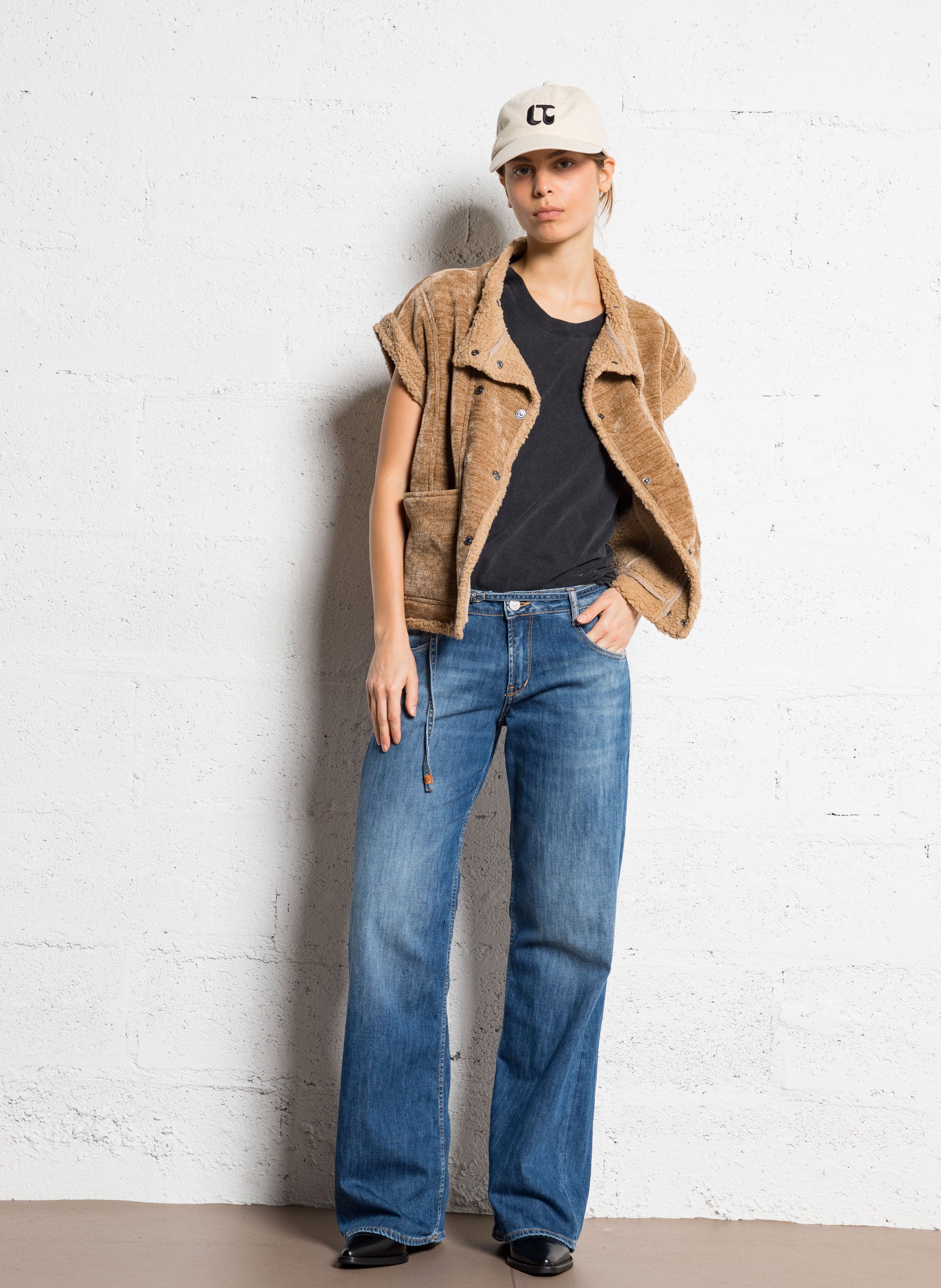 Veste sans manches effet peau de mouton LE TEMPS DES CERISES Marron