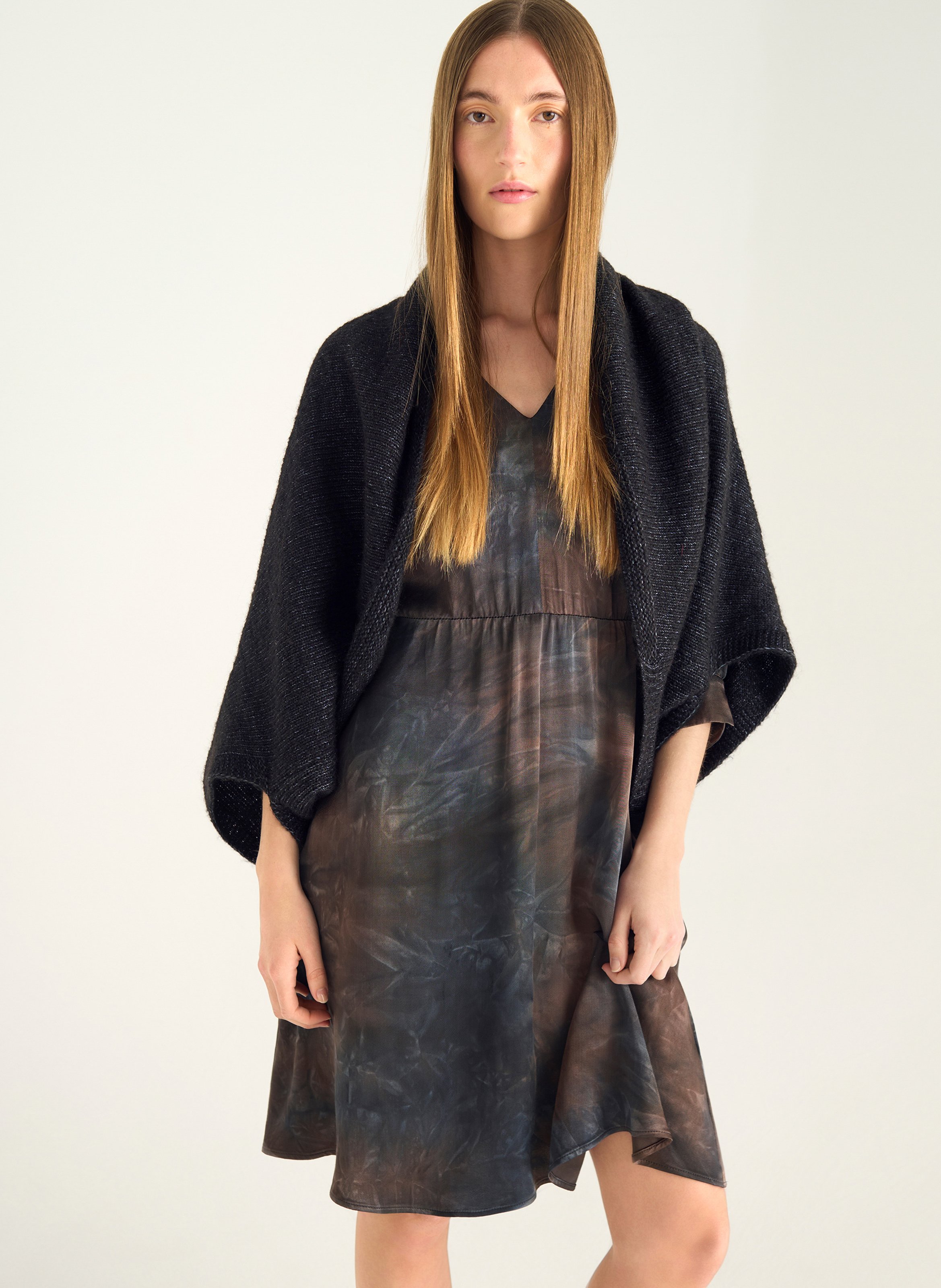 Ärmellose lockere Weste in Uni-Farbe ACOTE Schwarz