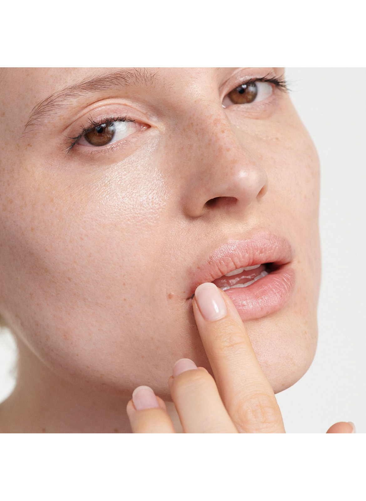 Lip Treatment DR. HAUSCHKA No color