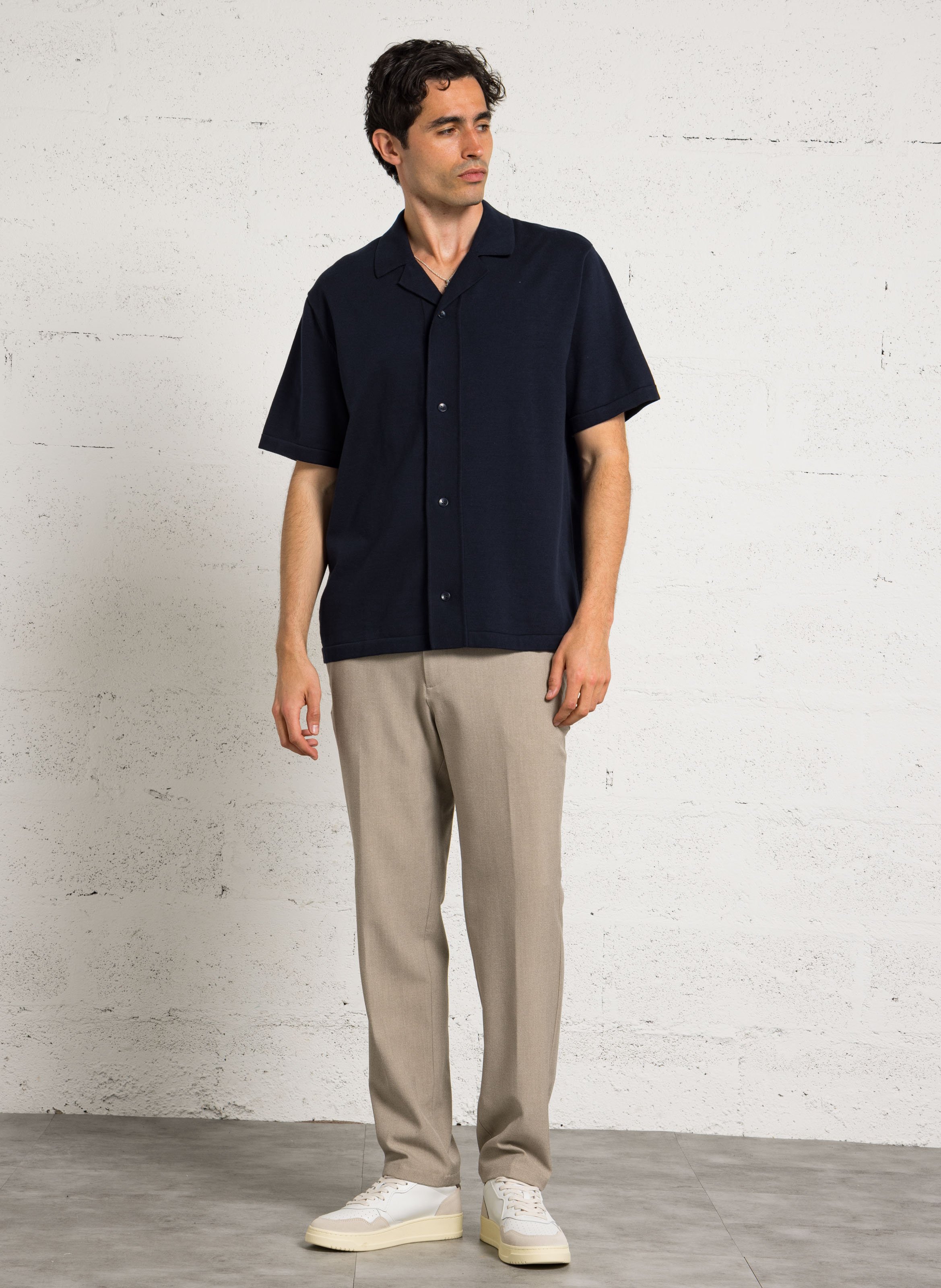 Gilet diritto colletto cubano in cotone. LES DEUX Blu