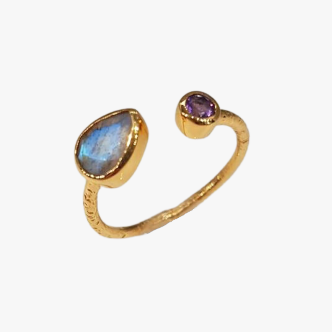 Amethyst ring GINANDGER Blue