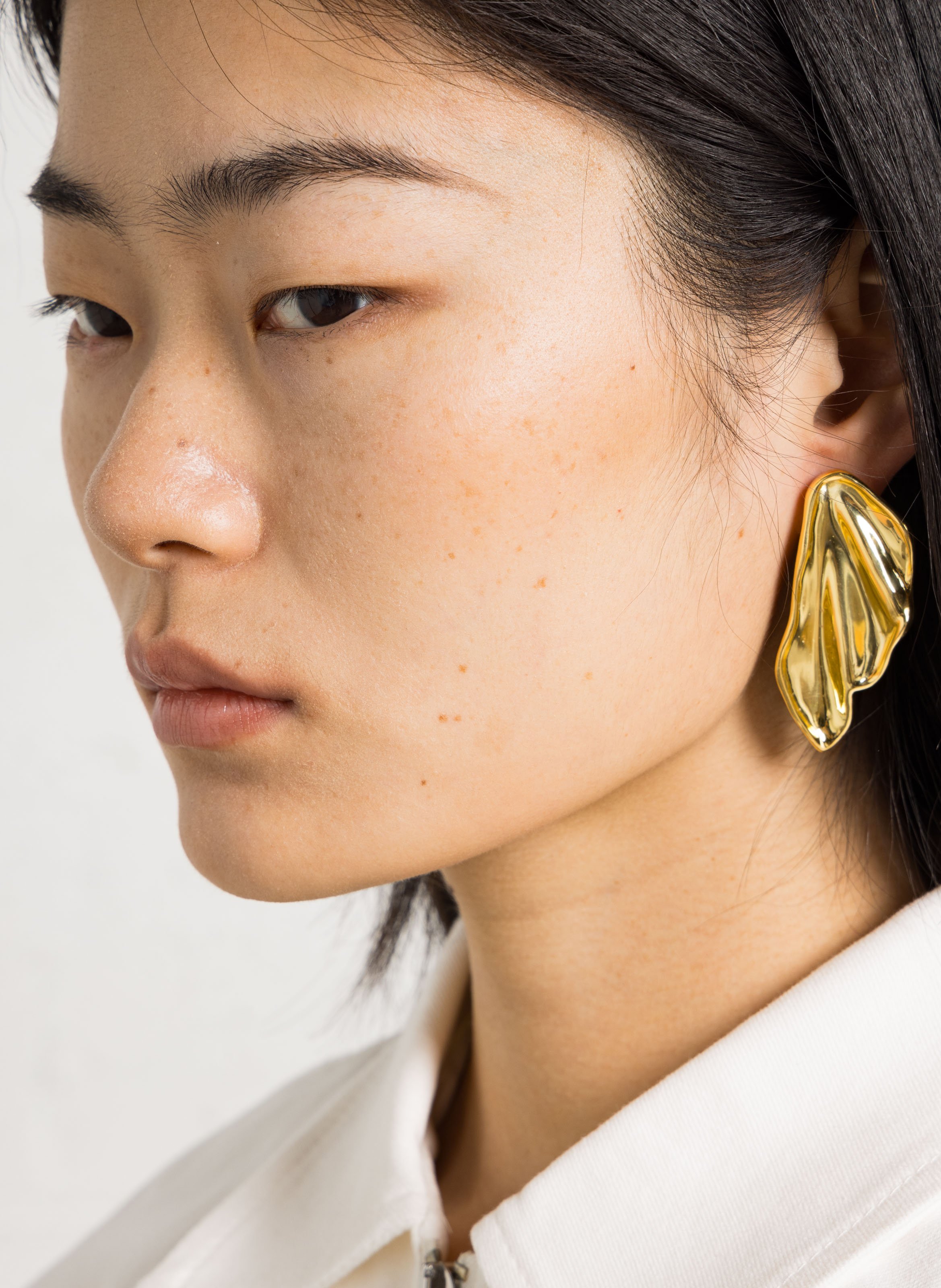 Blätter-Ohrringe FEEKA Golden