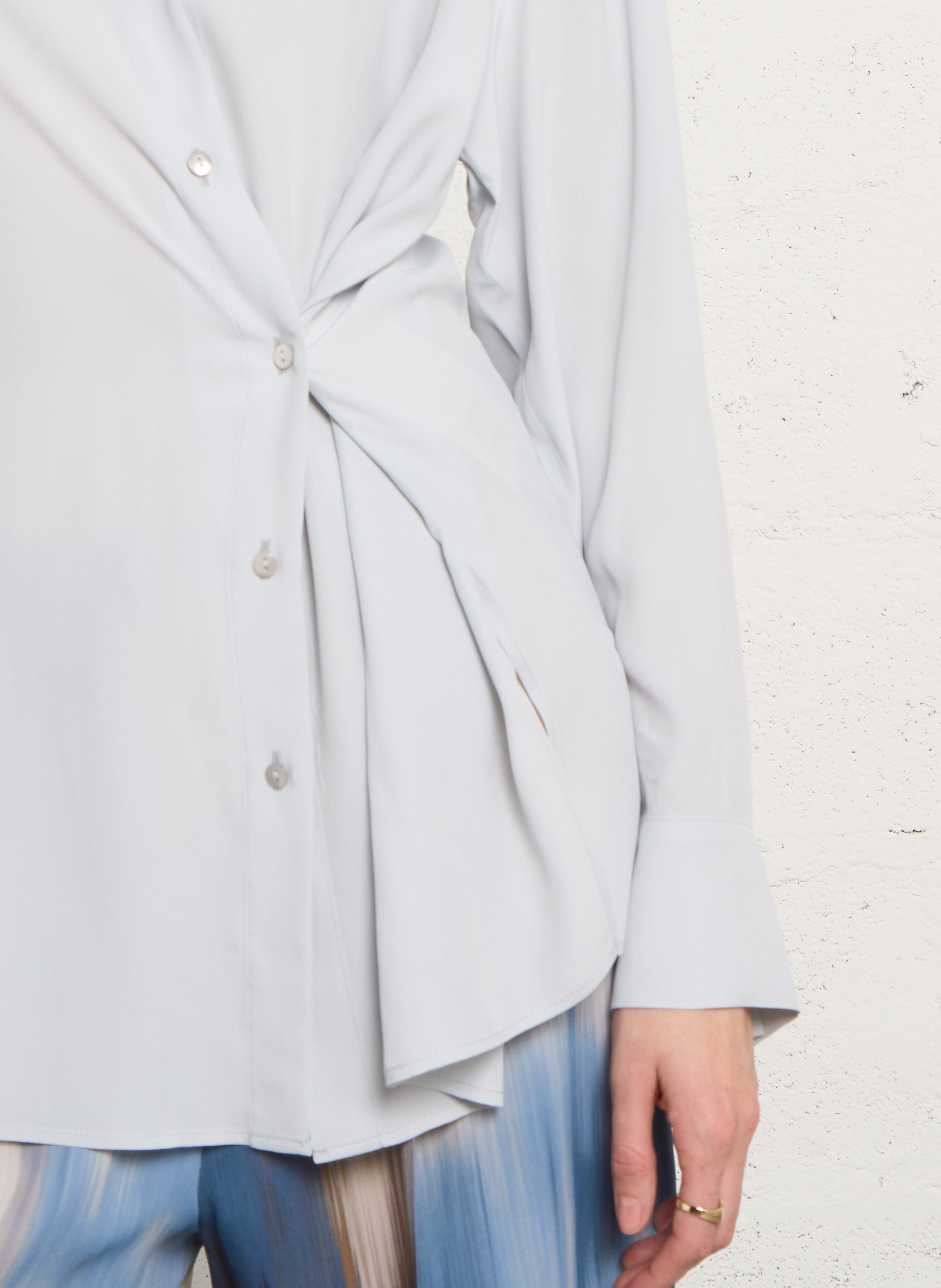 Rundhalsausschnitt MOMONI Beige