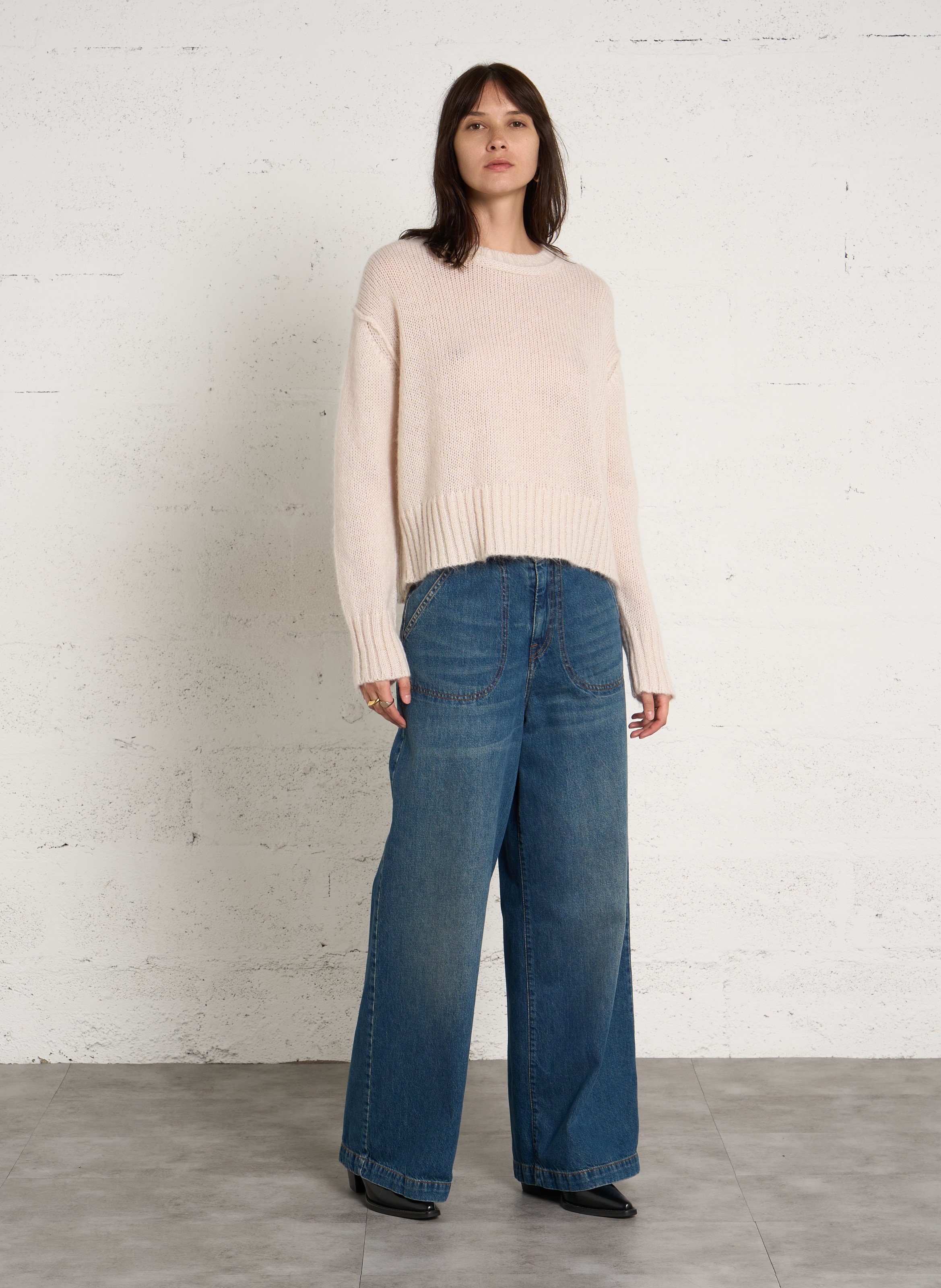 Pull col rond en laine mélangée BELLA JONES Beige
