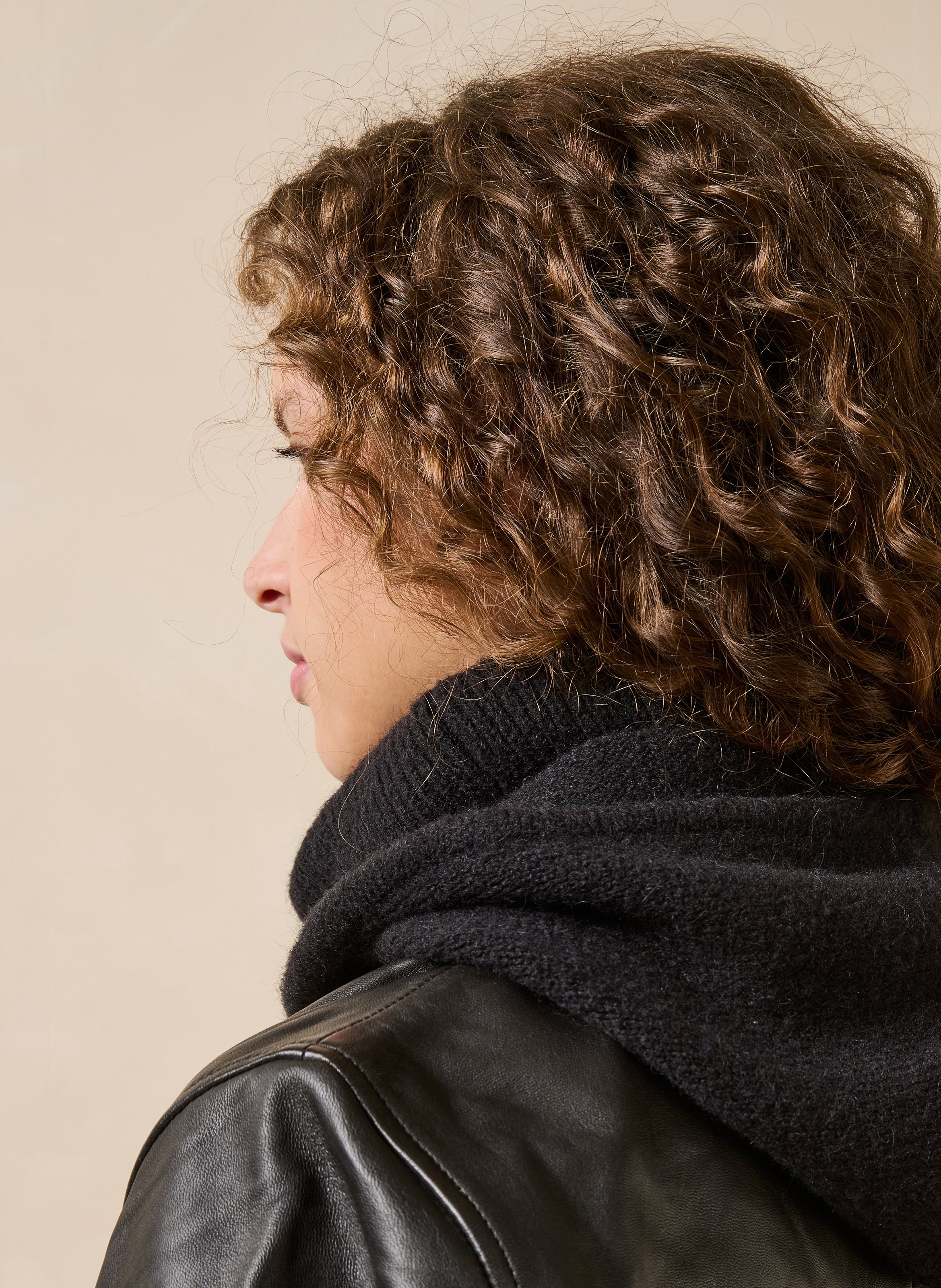 Detachable hooded bib LA FEE MARABOUTEE Black