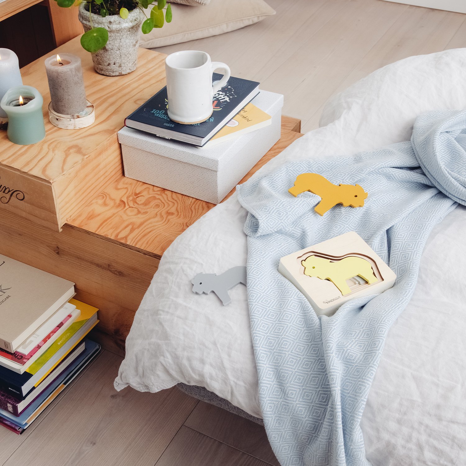 Wooden rabbit puzzle KINDSGUT Yellow