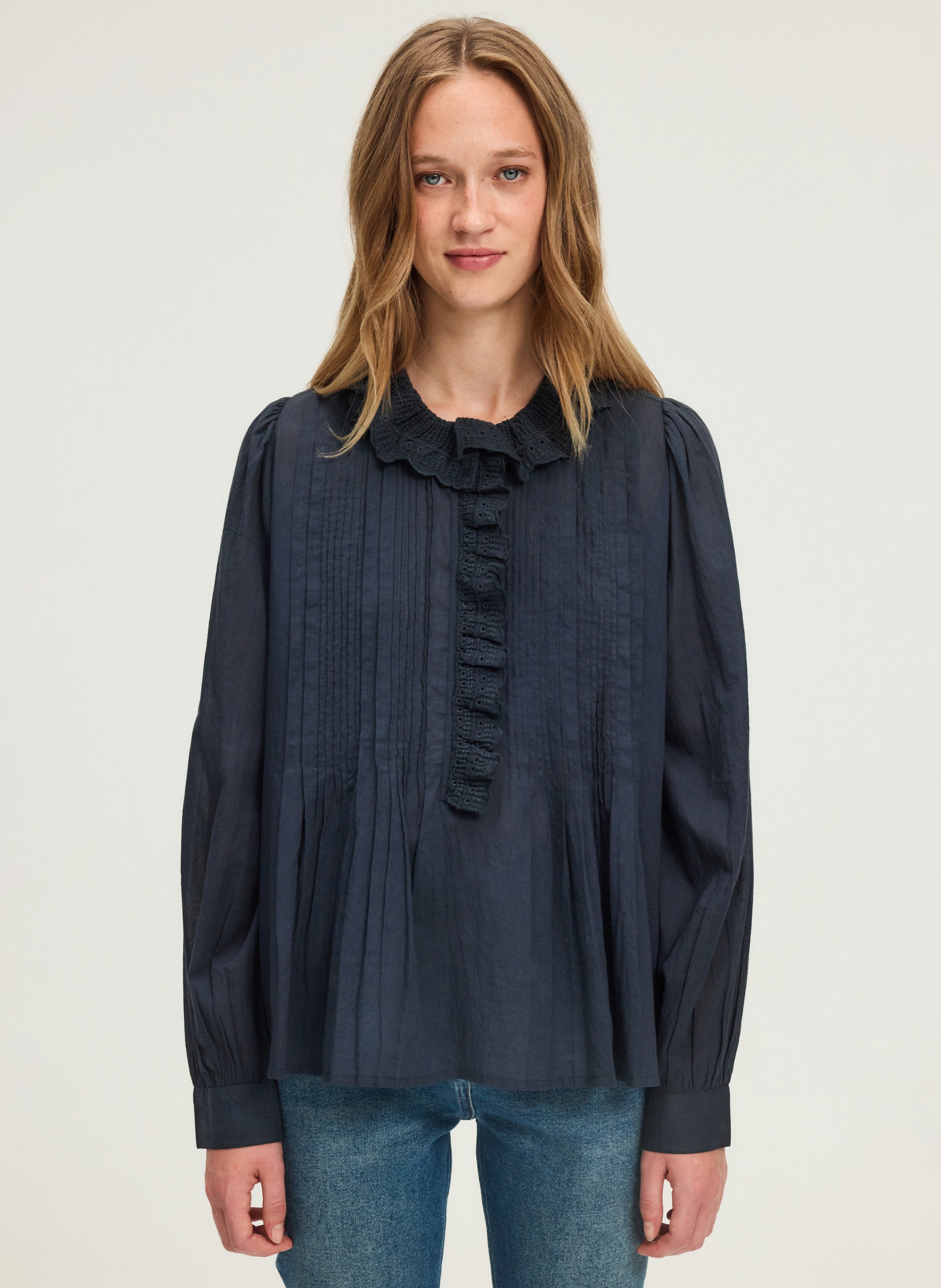 Blouse with plain lace ruffles PABLO Blue