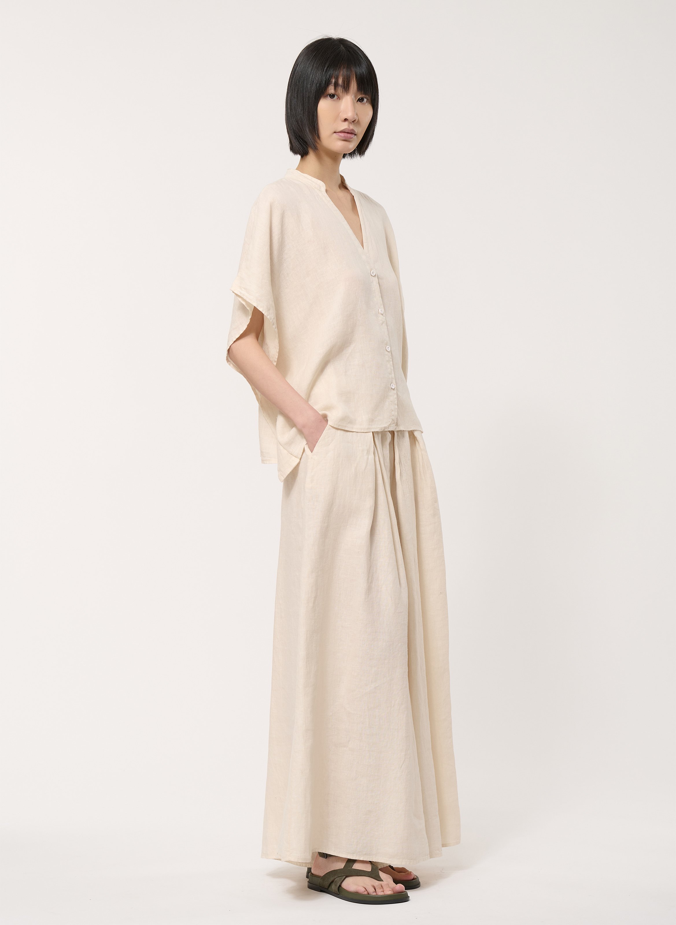 Straight linen trousers HUMILITY Beige