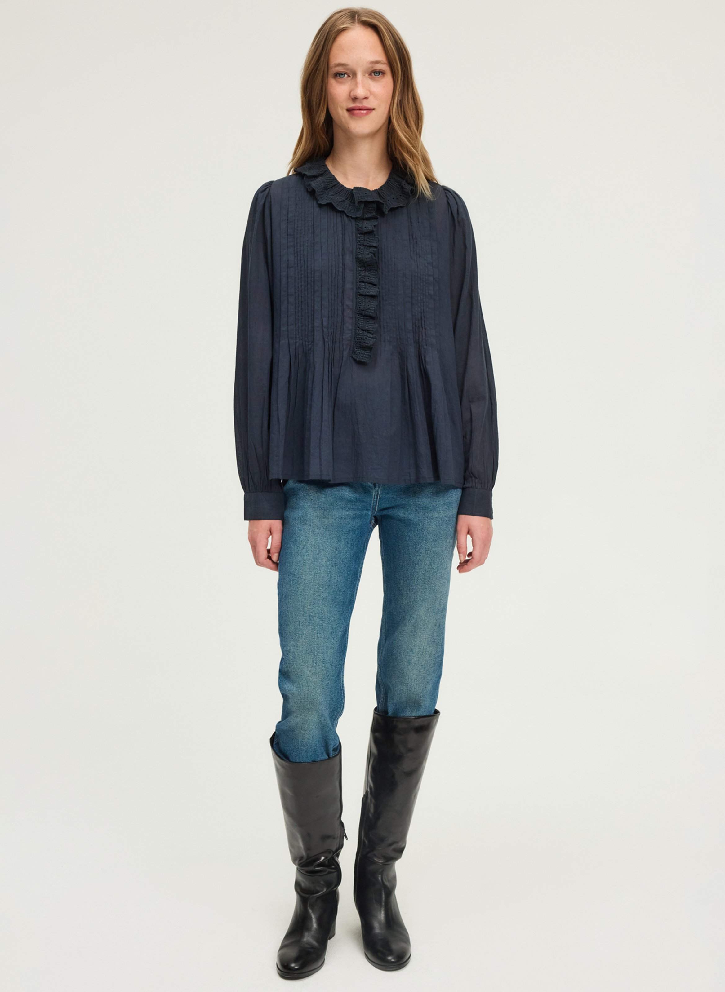 Blouse with plain lace ruffles PABLO Blue