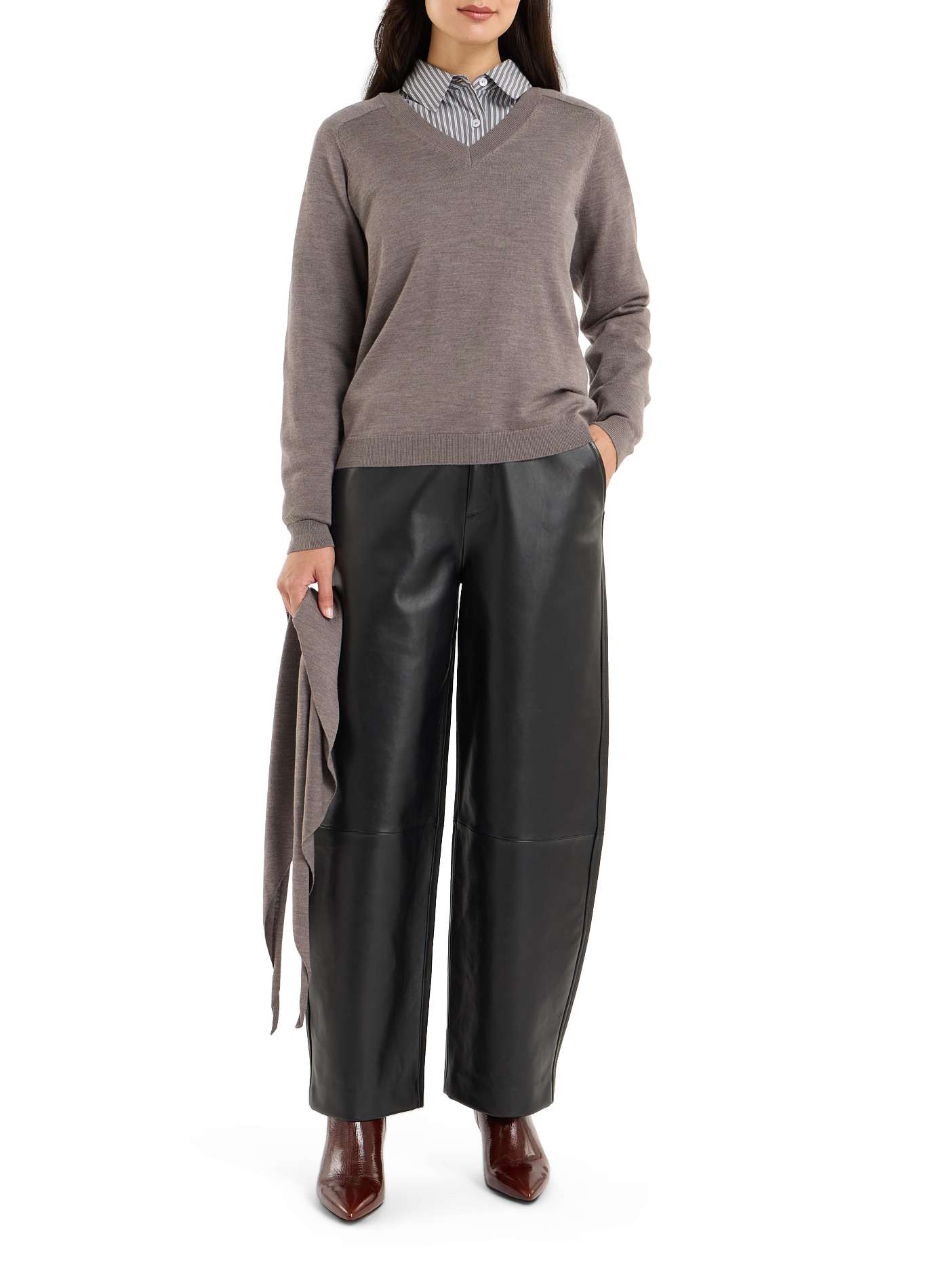 V-neck sweater with removable wool scarf SAISON 1865 Grey