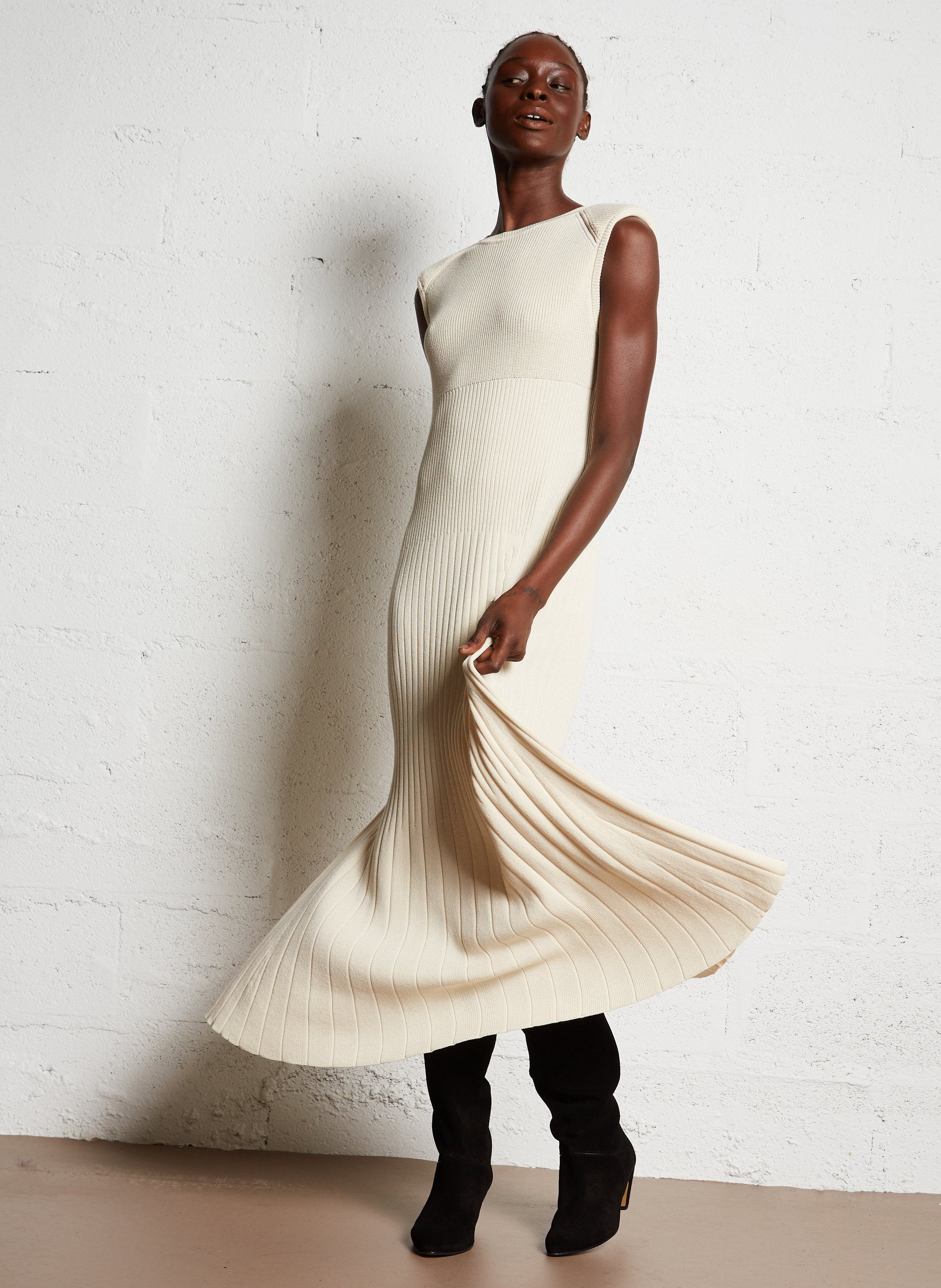 Robe longue droite col rond  BA&SH Beige