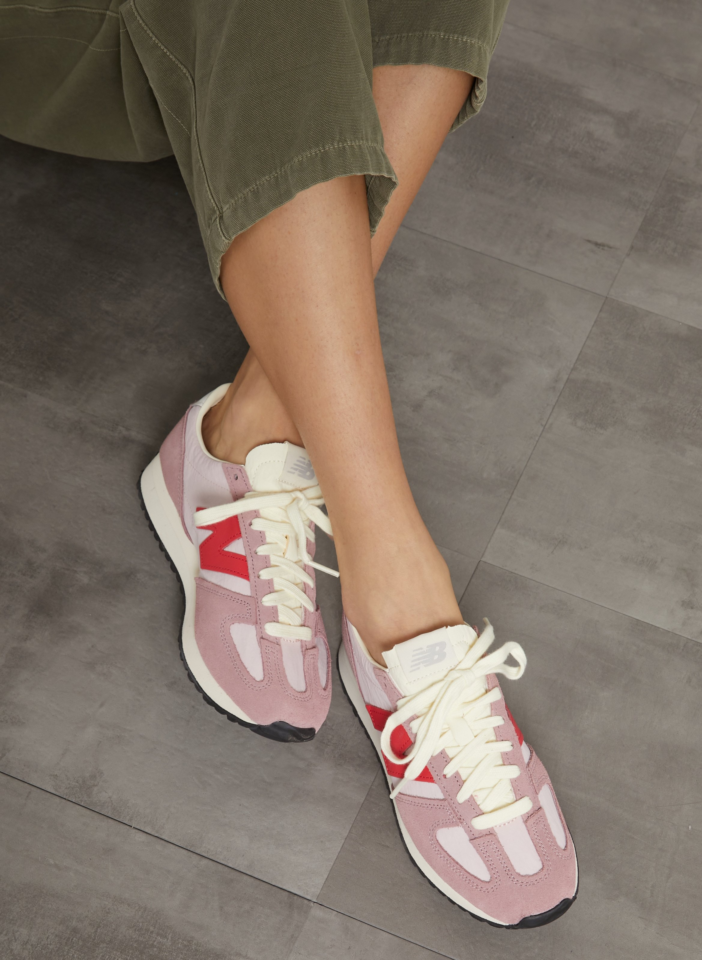 Niedrige Sneaker aus Leder-Mix NEW BALANCE Rosa
