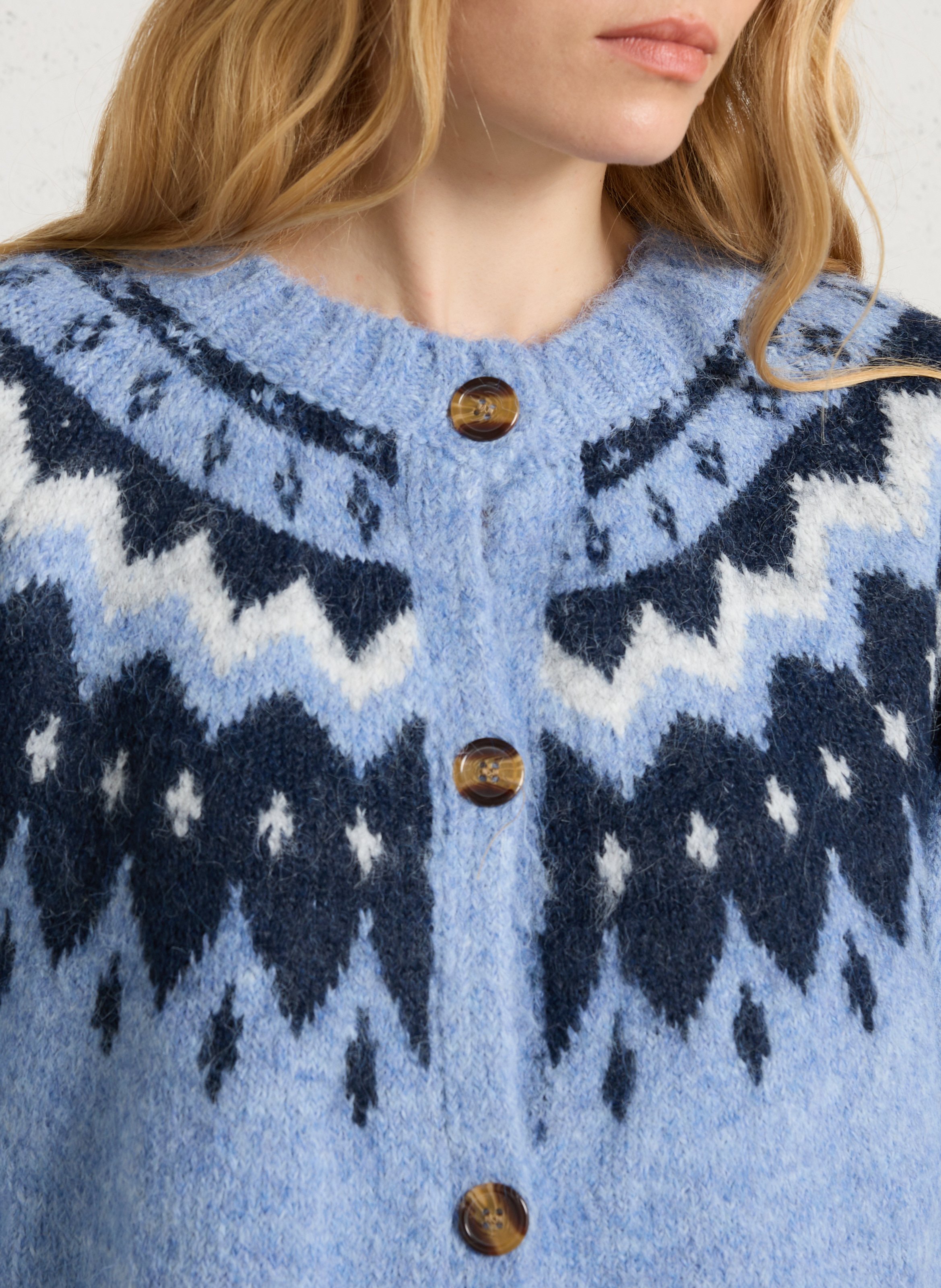 Weiter Cardigan mit Rundhalsausschnitt und Print THE KORNER Blau